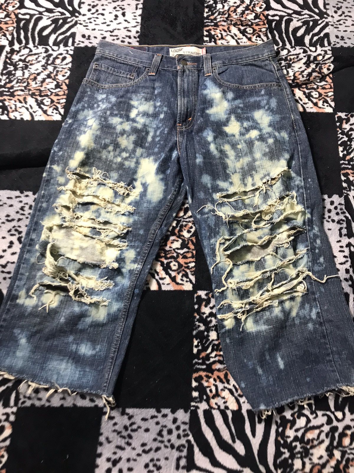 Levi's vintage Levis 569 distressed denim size 34 short rAre design Size US 34 / EU 50 - 1 Thumbnail