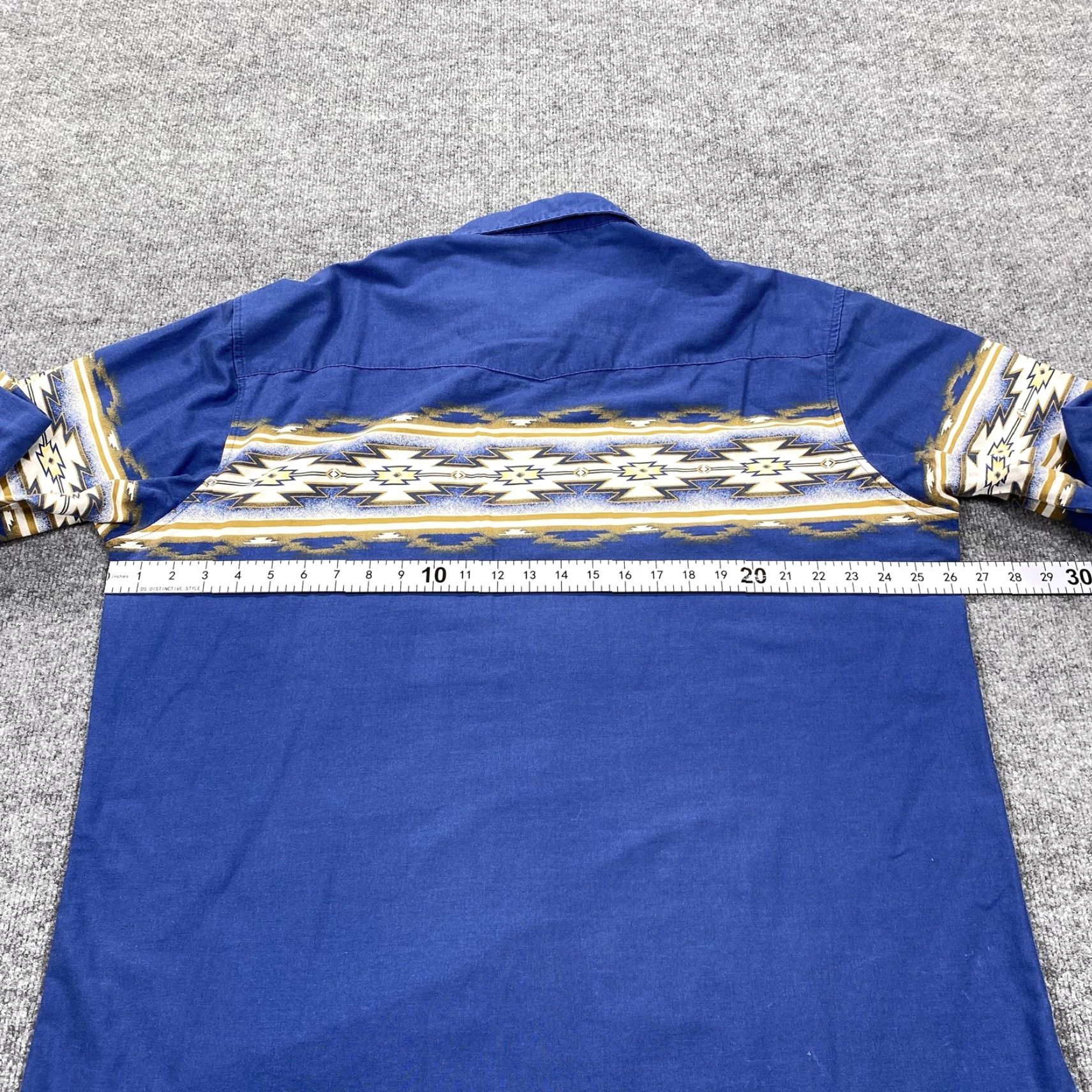 Vintage VINTAGE Rustler Shirt Mens XL Blue Southwestern Print Long Sleeve Snap Western Size US XL / EU 56 / 4 - 5 Thumbnail