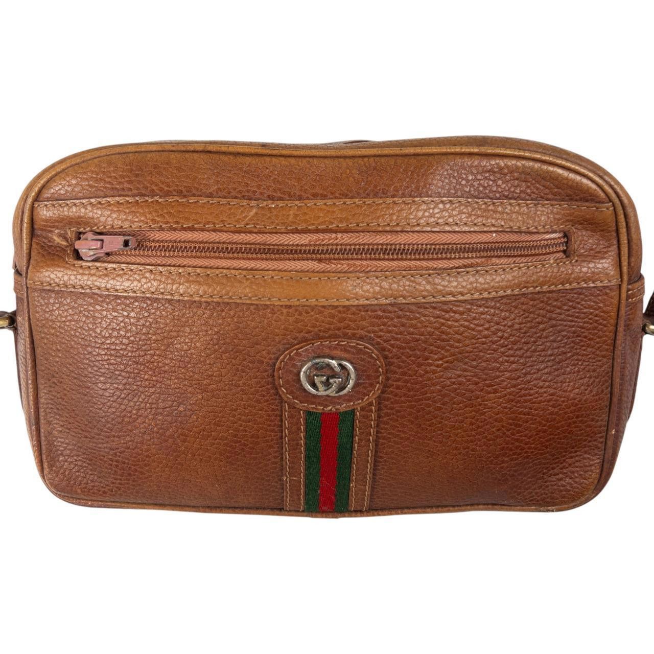 Gucci Vintage Gucci Crossbody Bag Size ONE SIZE - 1 Thumbnail