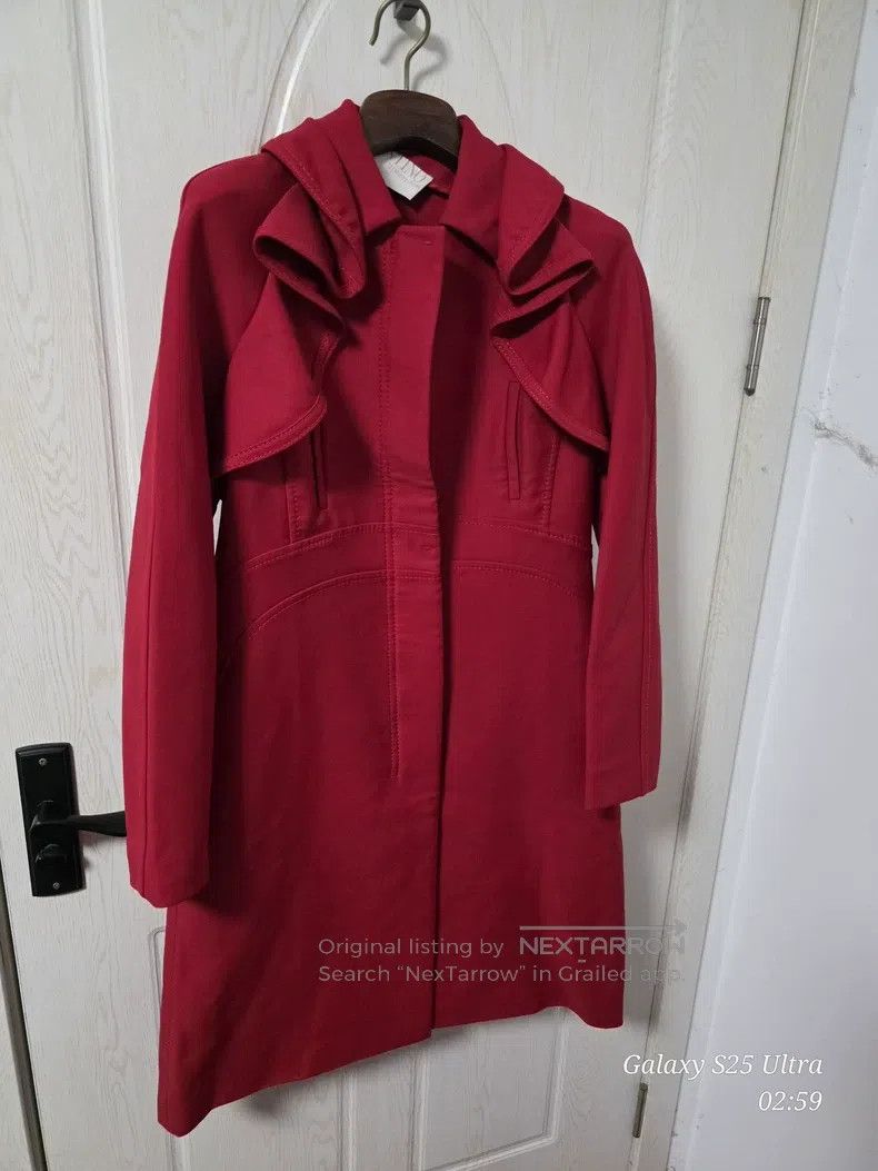 Valentino Valentino Main line coat Size M / US 6-8 / IT 42-44 - 1 Thumbnail