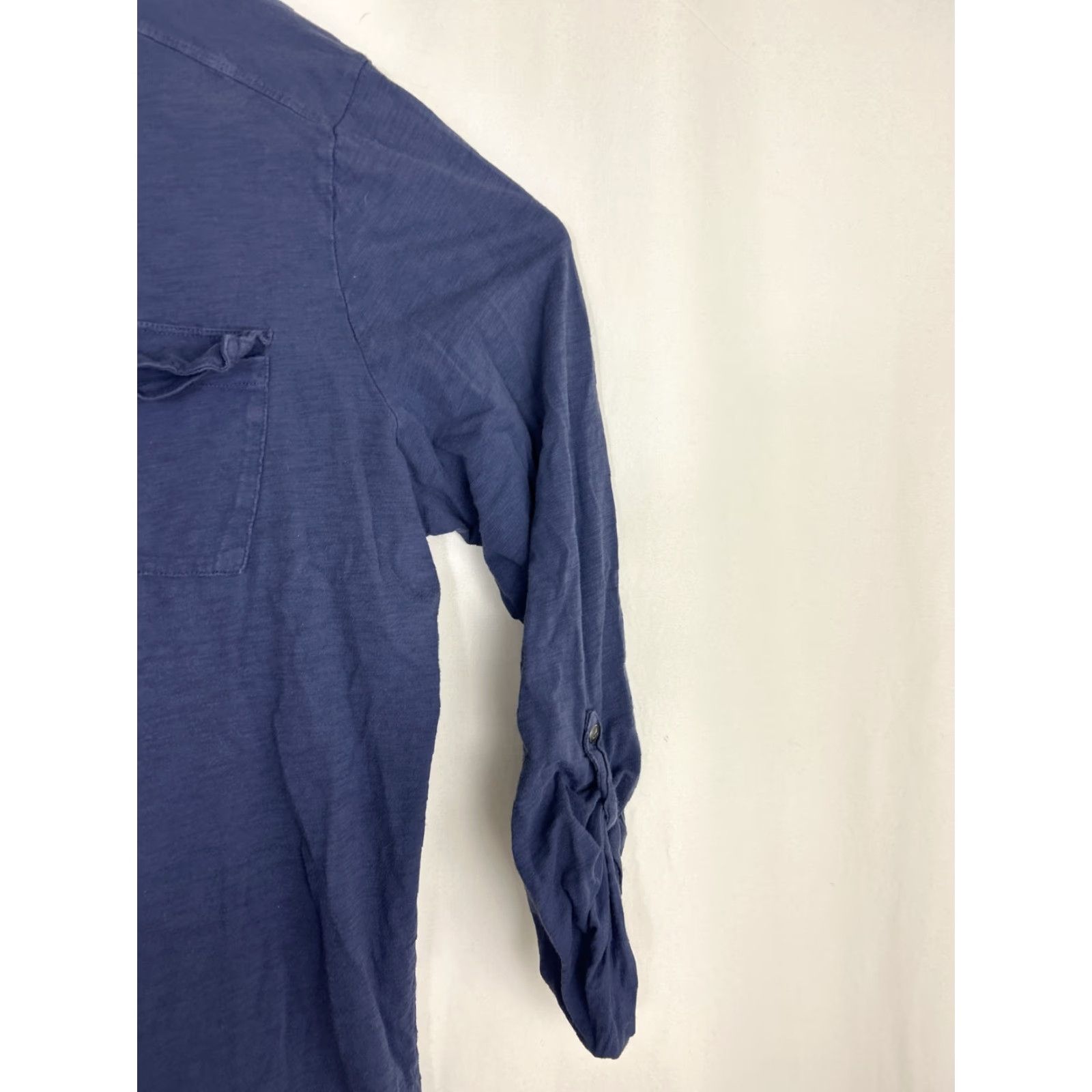 Eddie Bauer Eddie Bauer Womens Button-Up Shirt Navy Blue 1X Long Sleeve Cotton Adjustable Shirt Womens 1X Navy Blue Long Sleeve Cotton Adjustable Size XL / US 12-14 / IT 48-50 - 5 Thumbnail