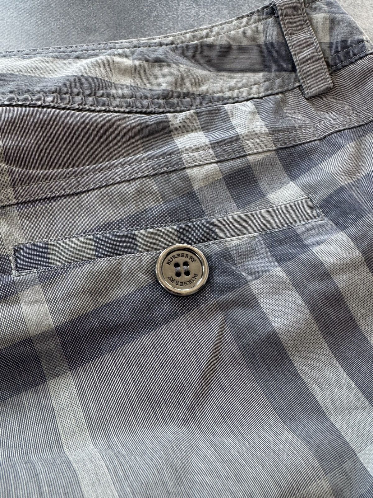 Burberry Burberry Shorts Size US 32 / EU 48 - 4 Thumbnail