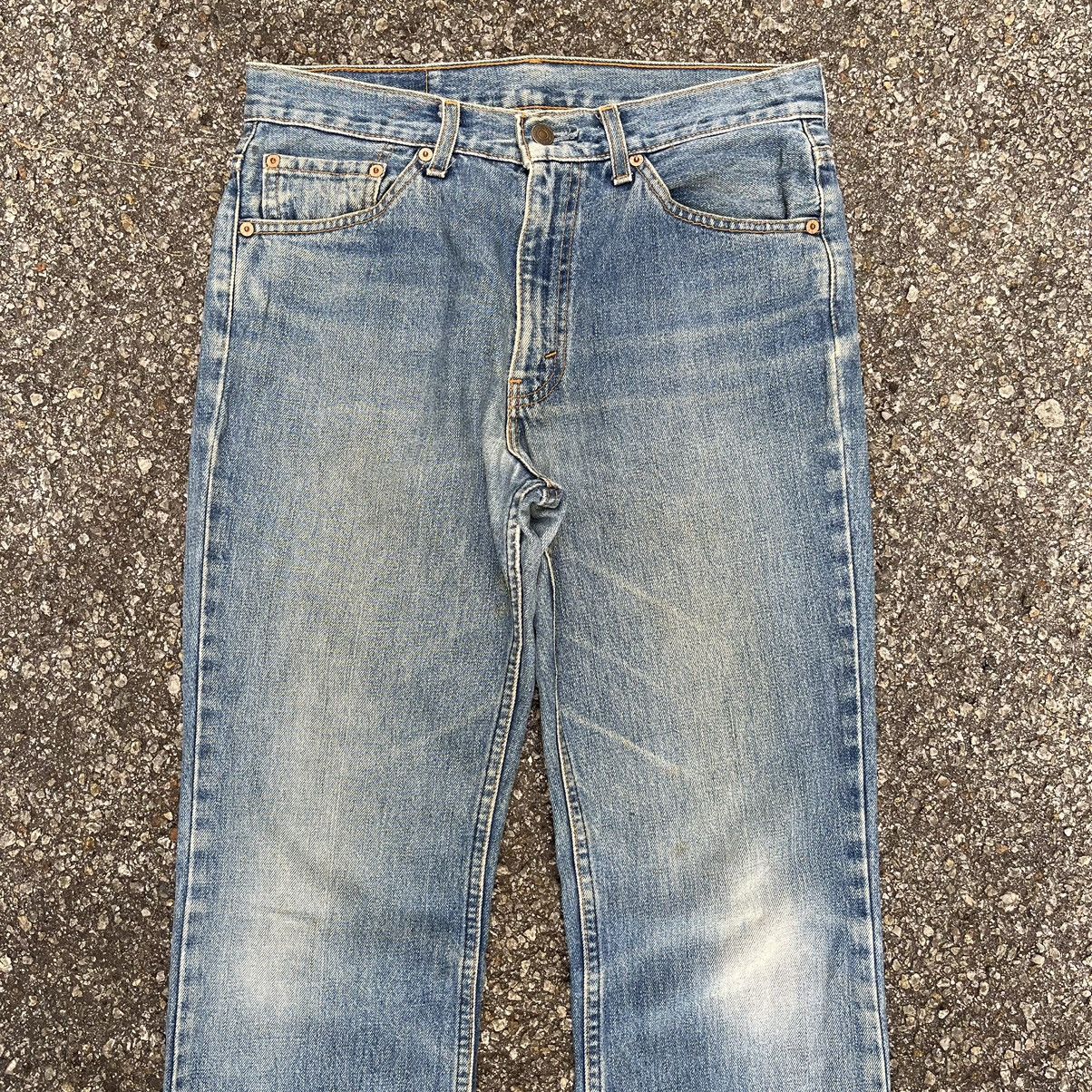 Levi's Flare Jeans Vintage Levis 517 03 Irregular Boot Cut Denim Size US 31 - 5 Thumbnail