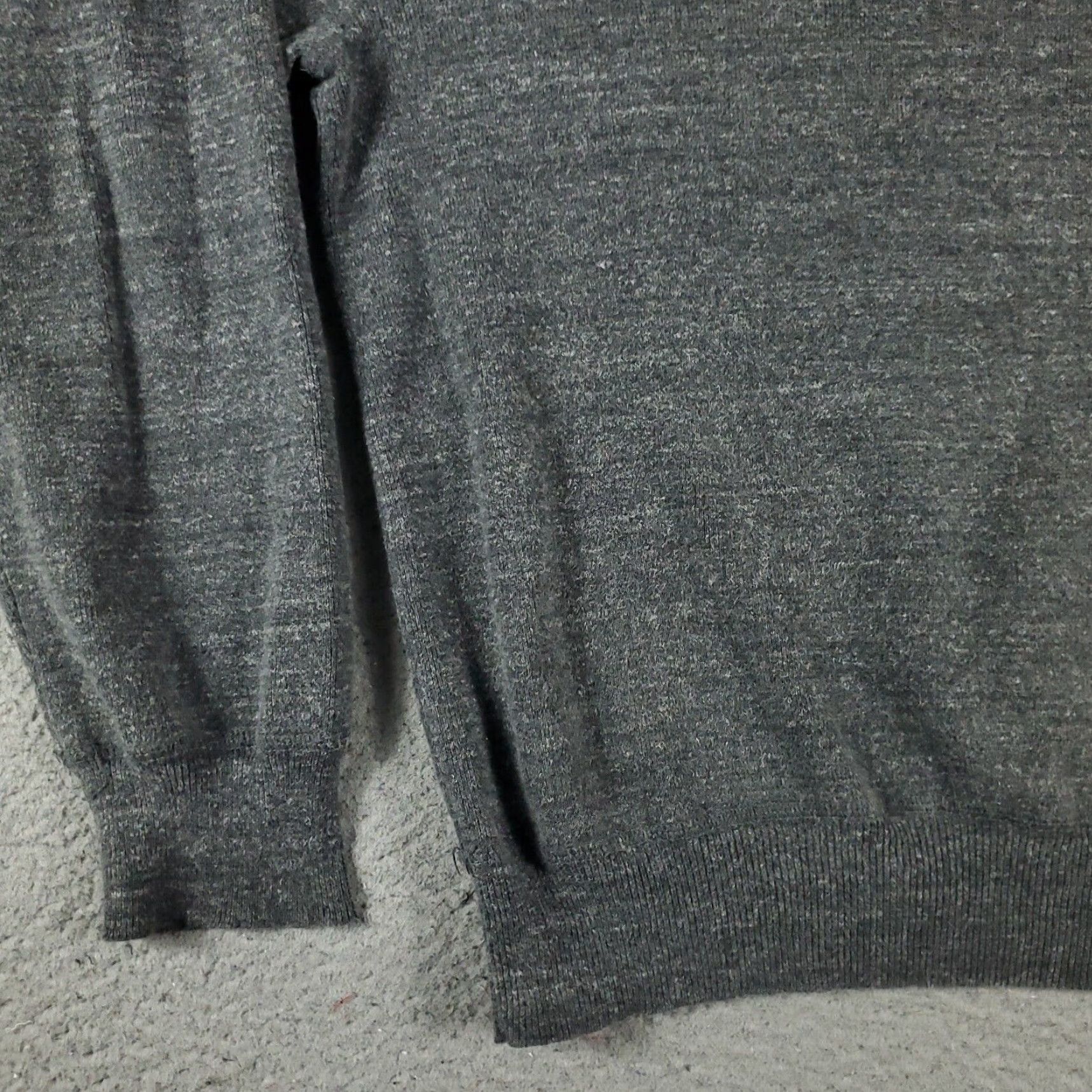 Ralph Lauren Polo Ralph Lauren Sweater Mens Large Gray Crew Neck Pullover Cotton Knit Long Sleeve Size US L / EU 52-54 / 3 - 3 Thumbnail