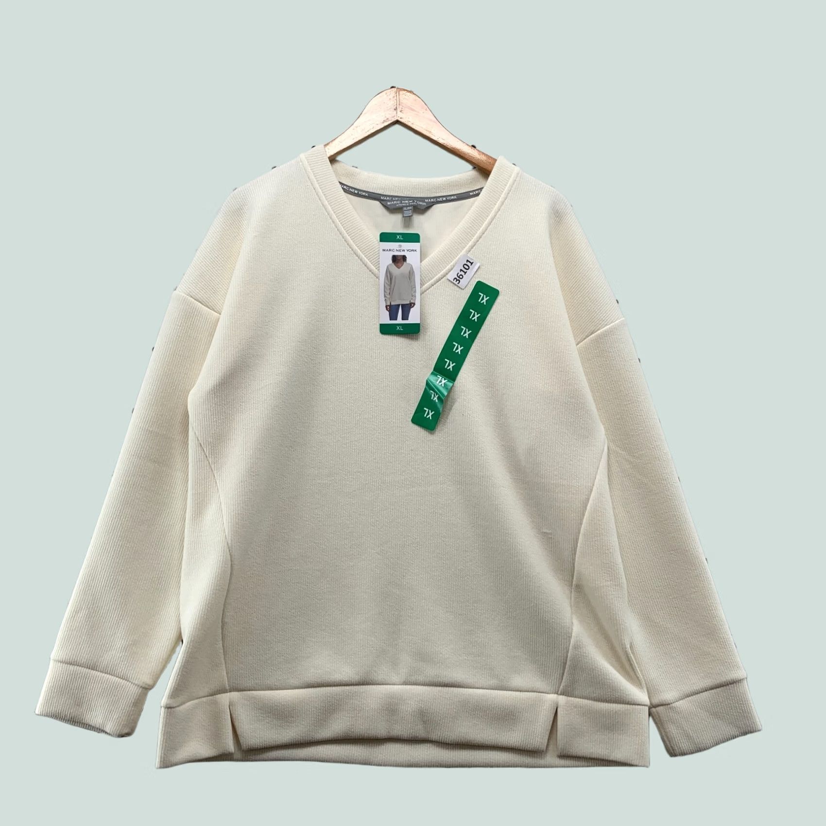 Vintage Marc New York Sweater Womens XL Cream Pullover Sweater V-Neck Relaxed Fit 23x28 Ivory Sweatshirt Womens XL Size XL / US 12-14 / IT 48-50 - 1 Thumbnail