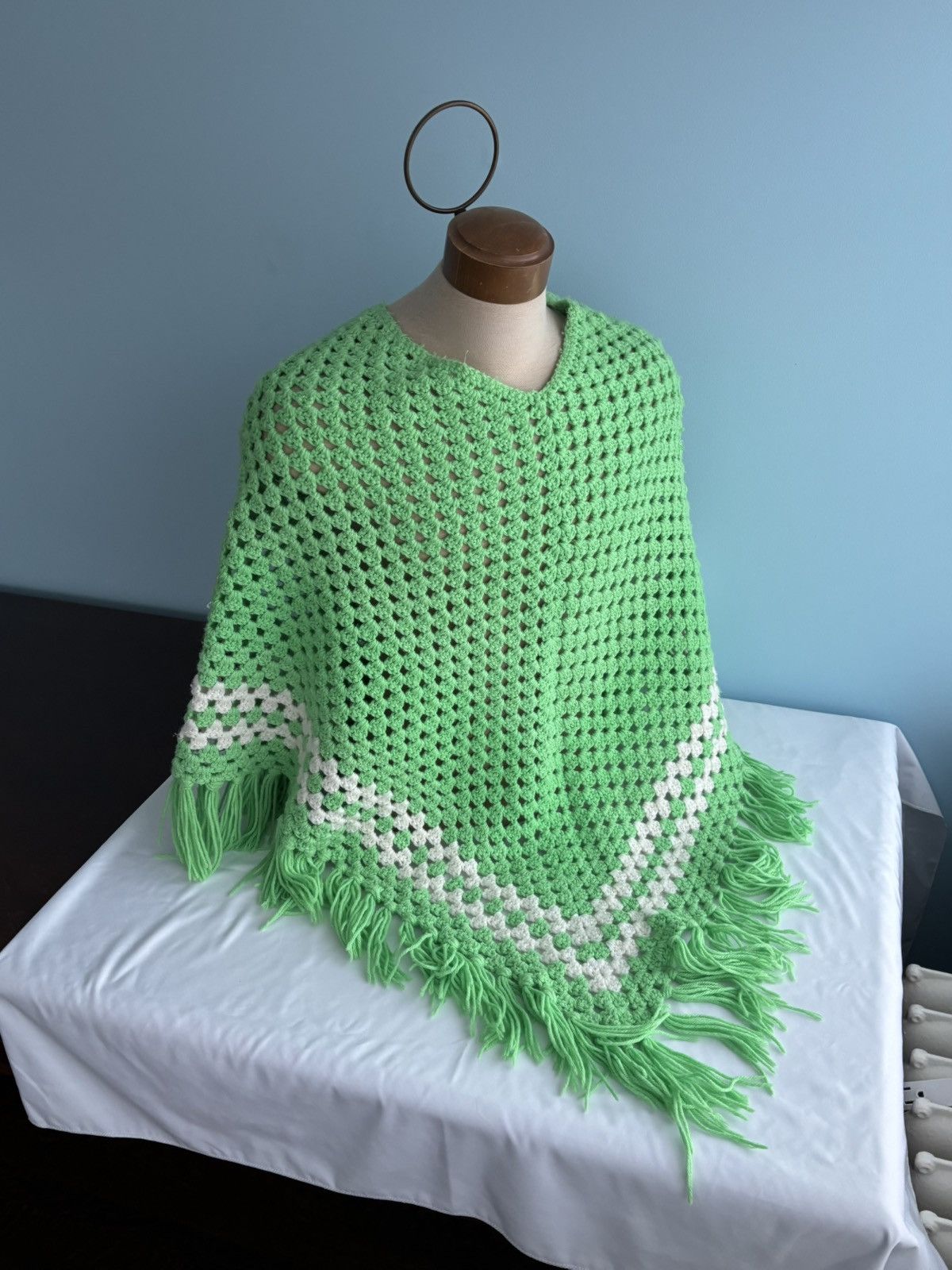 Vintage Vintage Crochet Knit Cape Shawl 1980s Handmade Sweater Green Size US M / EU 48-50 / 2 - 3 Thumbnail