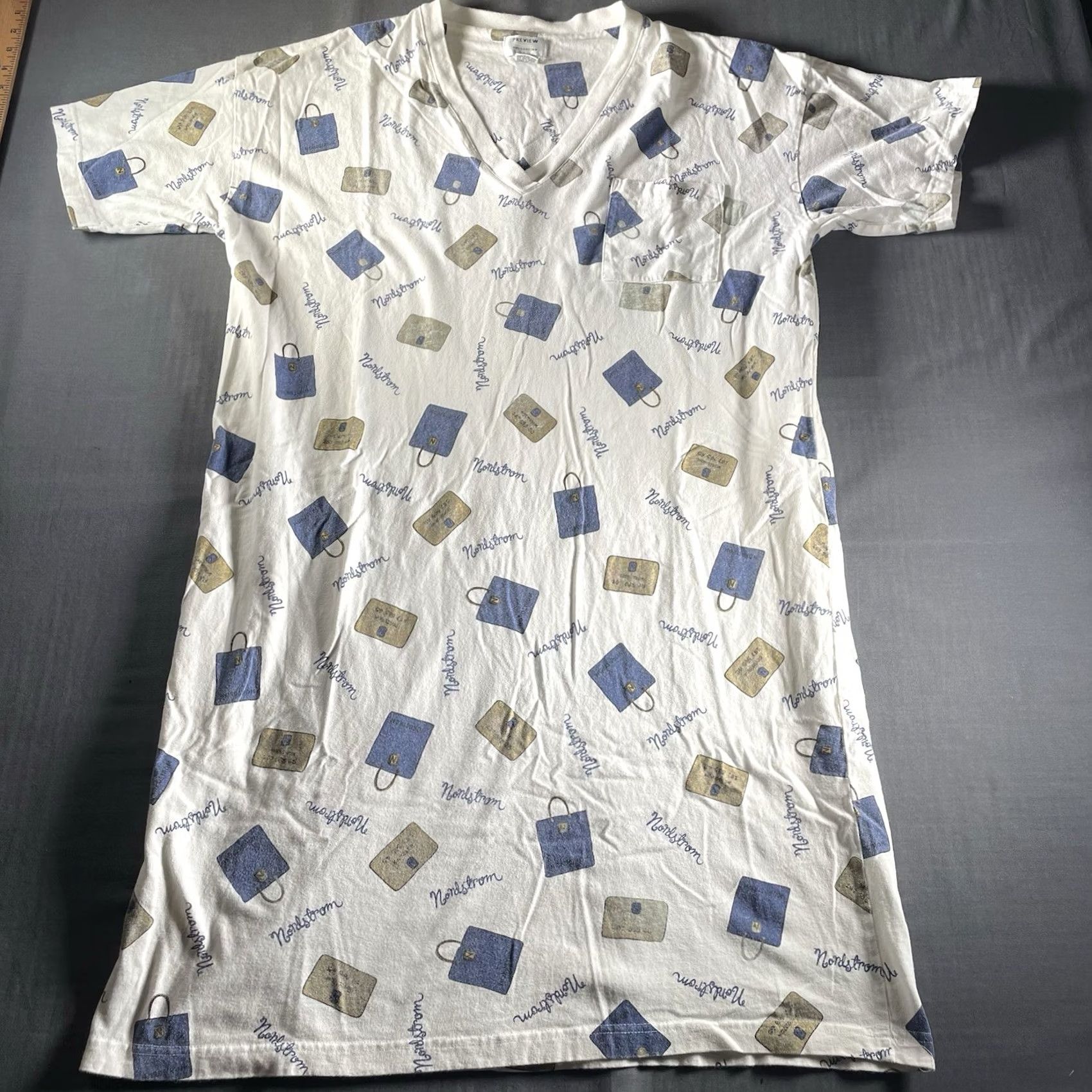 Nordstrom VINTAGE Nordstrom Shirt ONE SIZE Designer Men T-Shirt White Credit Card Design Sleep Shirt Size 44L - 3 Thumbnail