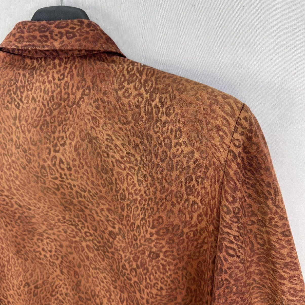 Japanese Brand Vintage 80's Leopard Shirt Flap Pocket by Chenier Faminine Size M / US 6-8 / IT 42-44 - 5 Thumbnail