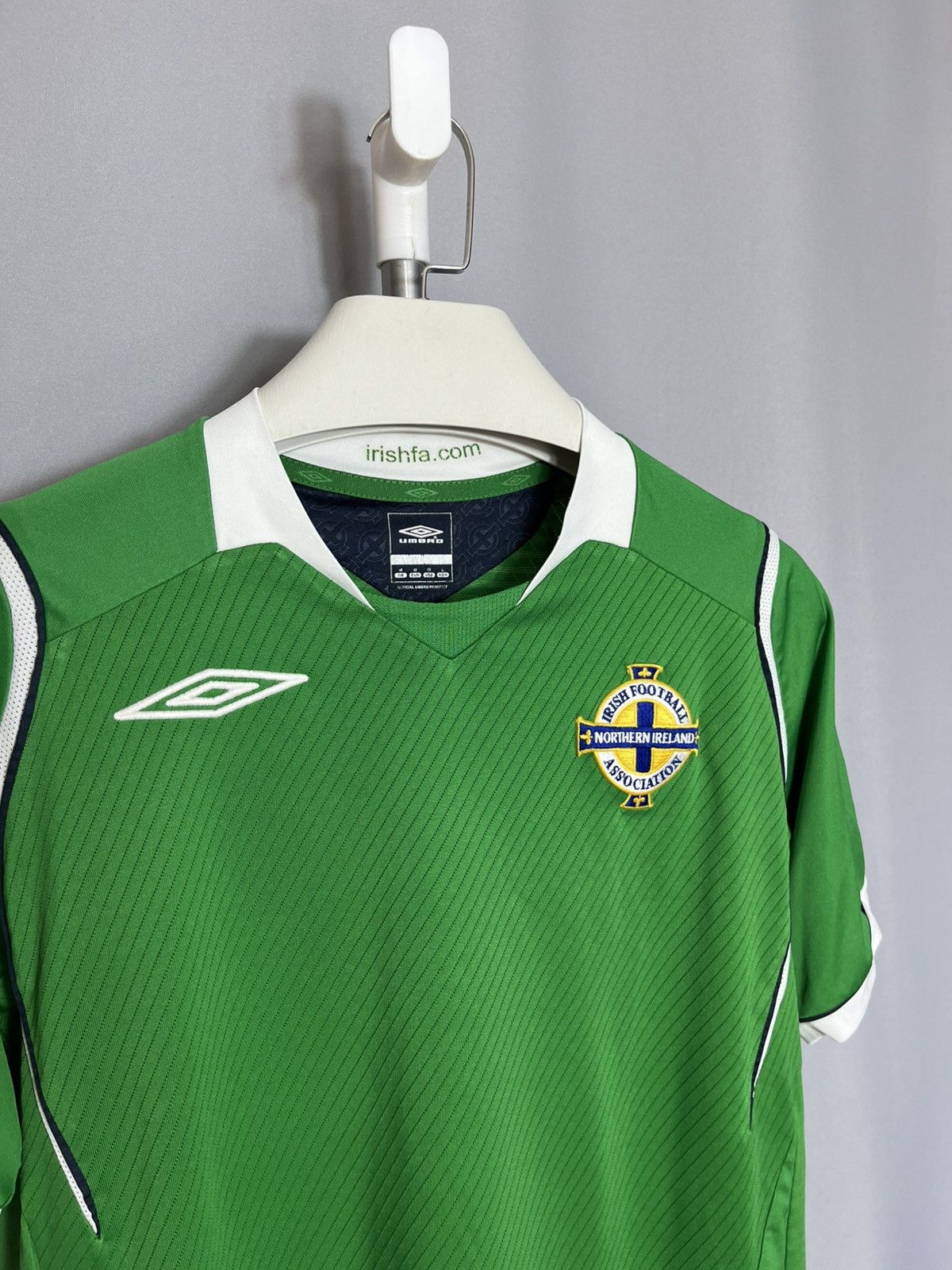 Umbro Northern Ireland 2008 2010 Home football Umbro shirt jersey Size US M / EU 48-50 / 2 - 2 Thumbnail