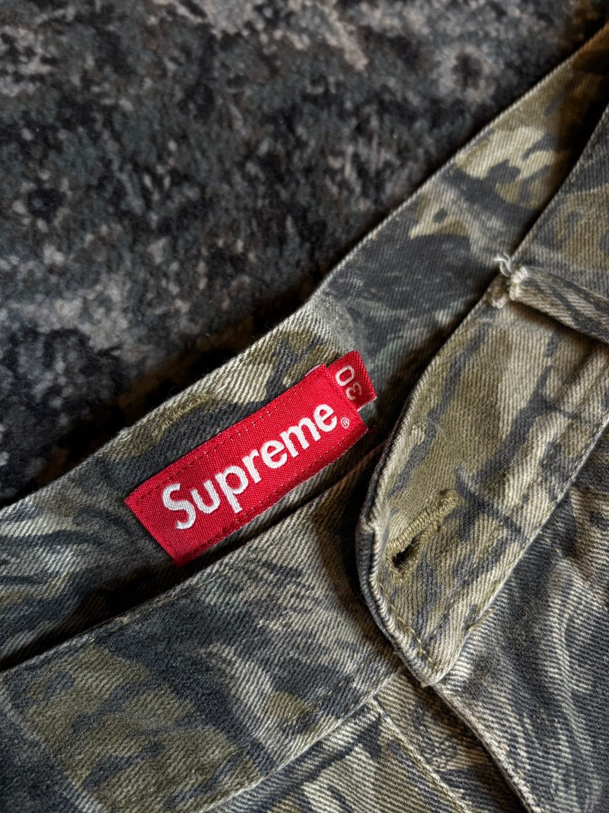 Supreme Supreme Real Tree Camo Cargo Pants Size 30 Size US 30 / EU 46 - 3 Thumbnail