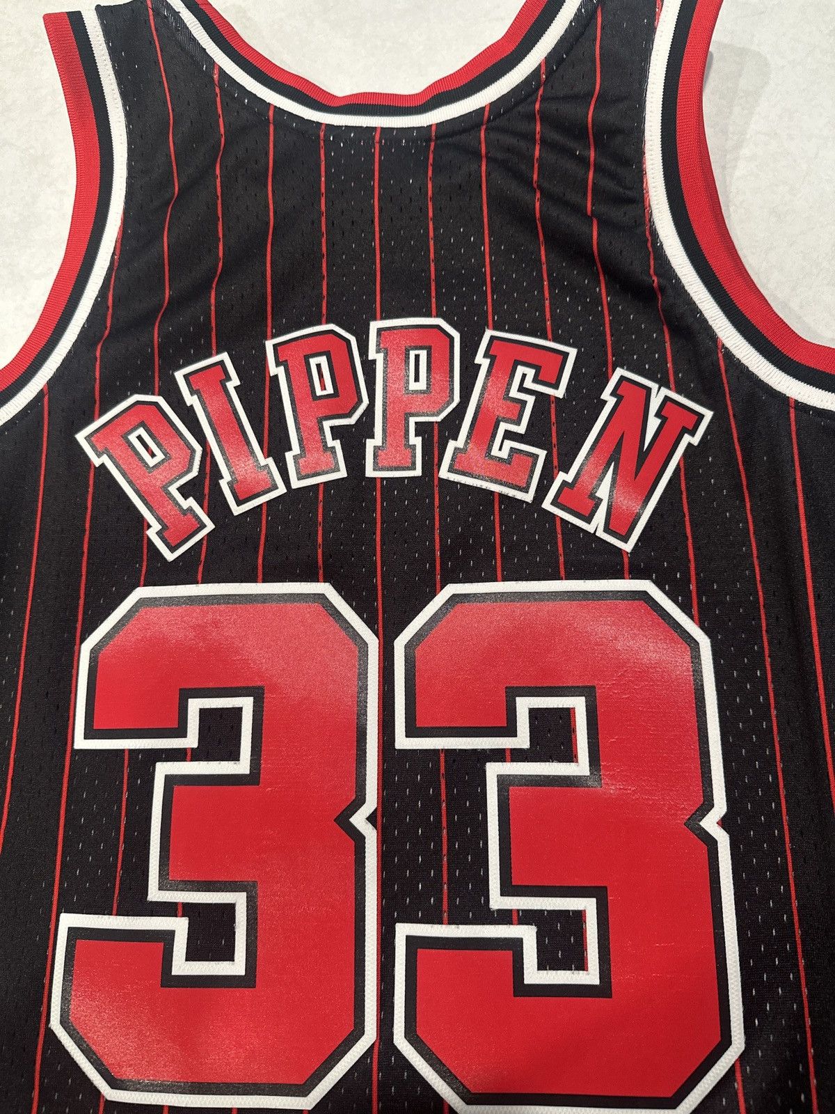 Mitchell & Ness × NBA Bulls Scottie Pippen Swingman 1995-96 Size US M / EU 48-50 / 2 - 2 Thumbnail