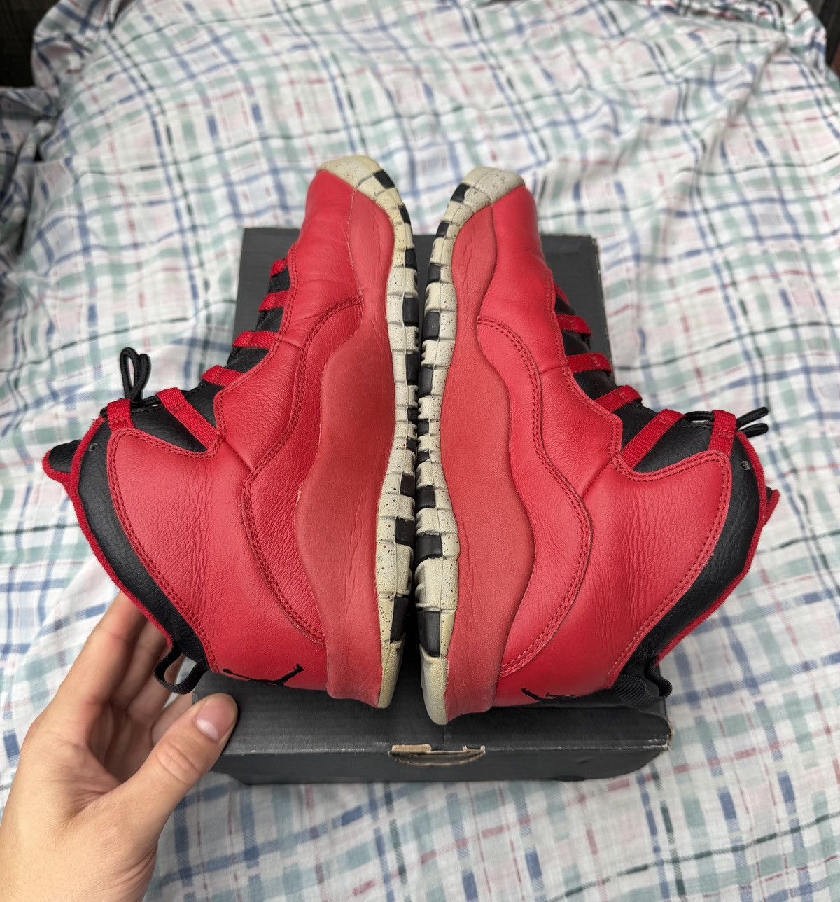 Jordan Brand Jordan 10 Retro Bulls Over Broadway Size US 6.5 / EU 39-40 - 4 Thumbnail