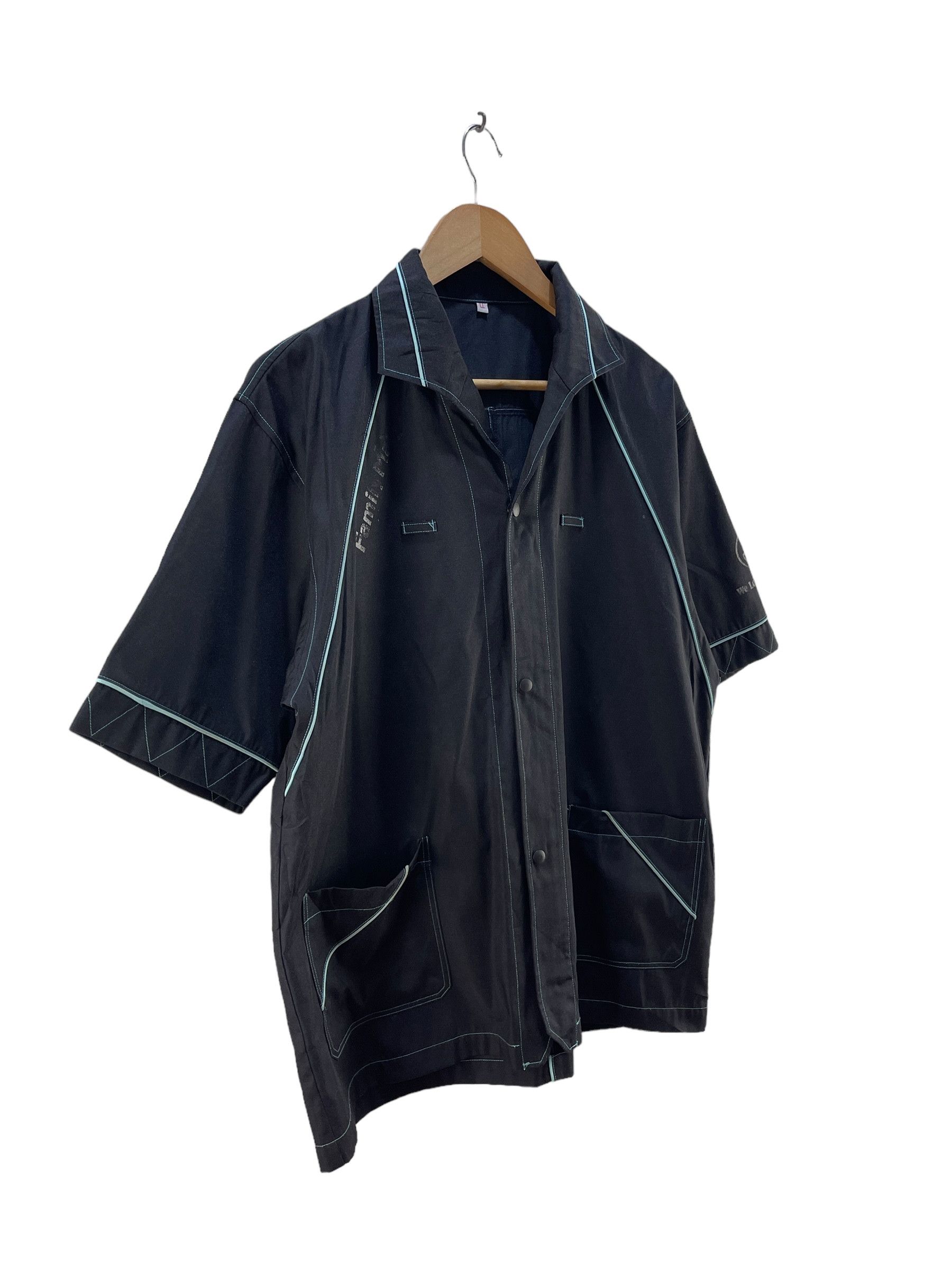 Japanese Brand Vintage Family Mart Workers Jacket Size US L / EU 52-54 / 3 - 5 Thumbnail