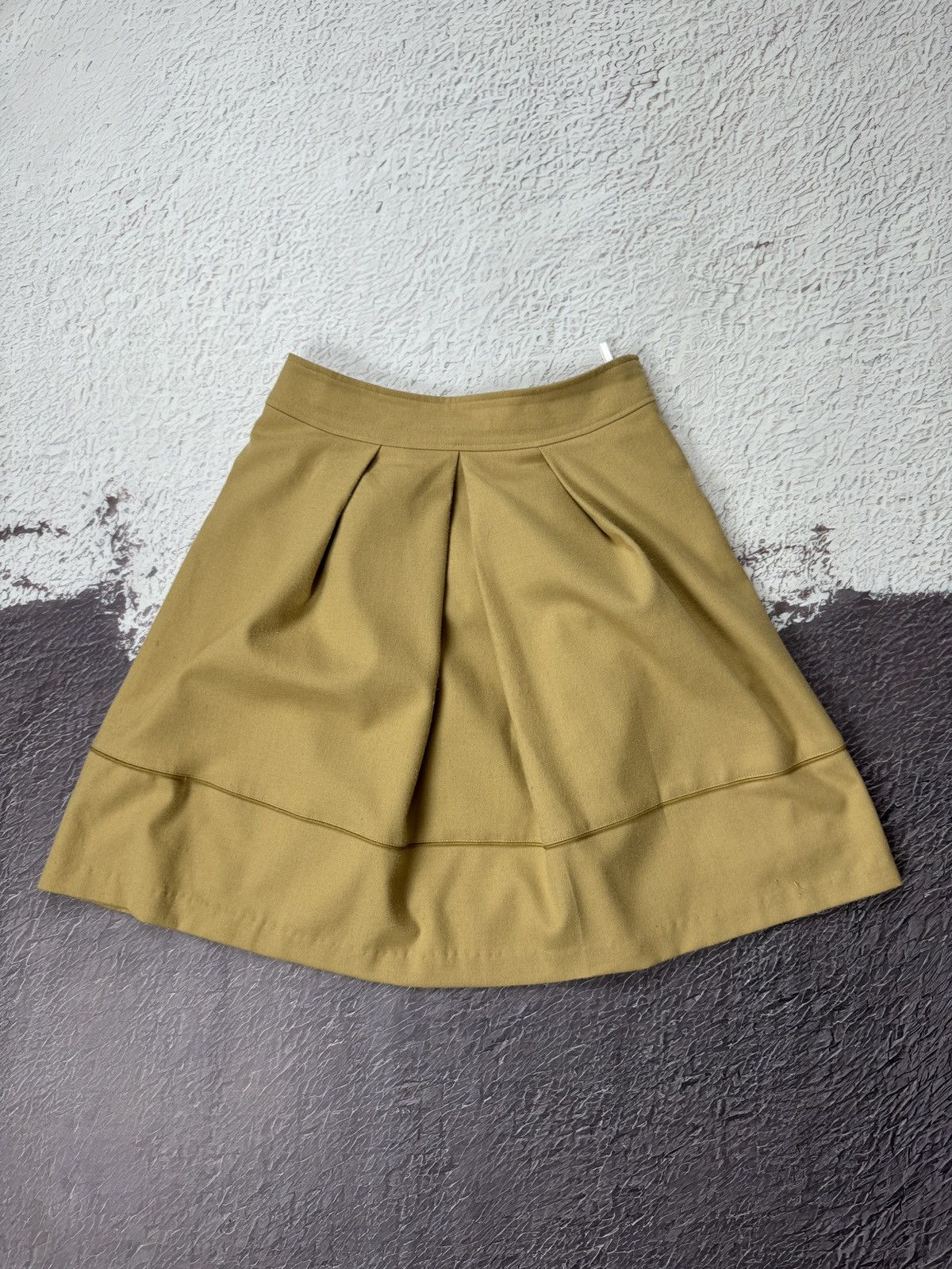 Rope Japanese brand Camel beige mini skirt size 36 (S)
