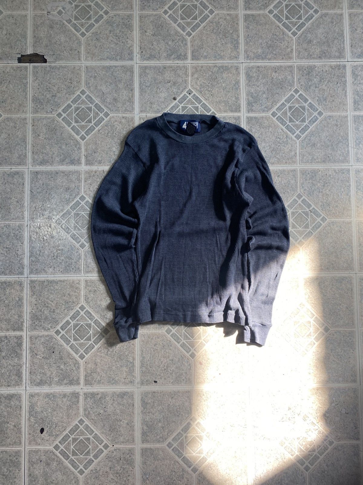Other Vintage 90s waffle knit thermal long sleeve gray size medium Size US M / EU 48-50 / 2 - 1 Thumbnail
