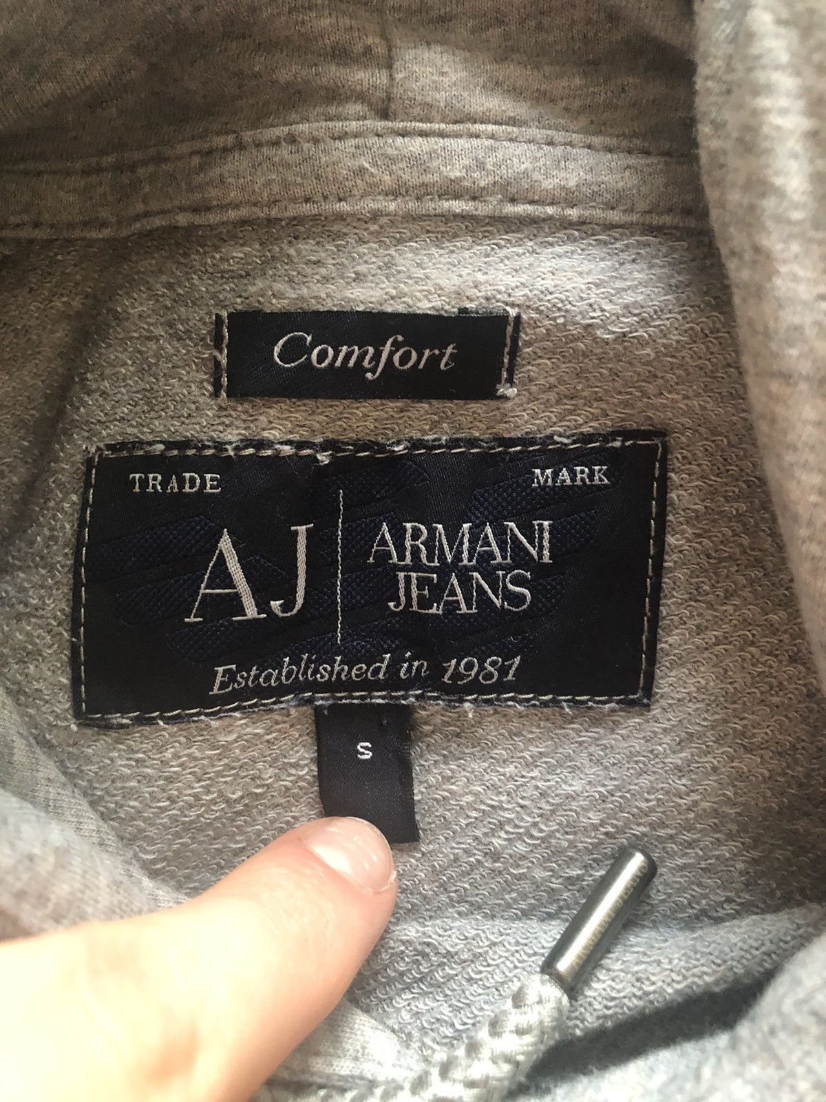 Armani × Vintage RARE ARMANI JEANS VINTAGE DESIGNER COMFORT HOODIE SWEATSHIRT Size US S / EU 44-46 / 1 - 4 Thumbnail