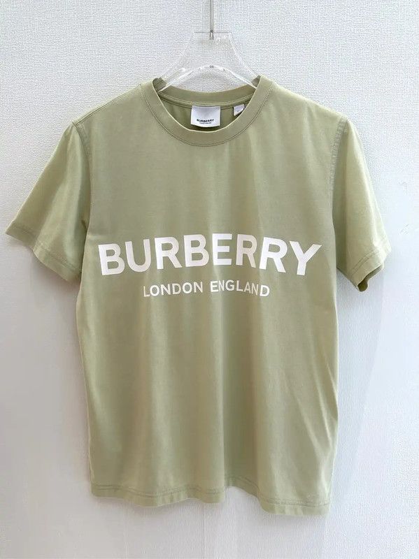 Burberry Burberry Short Sleeve T-Shirt in Light Green Size XS / US 0-2 / IT 36-38 - 1 Thumbnail