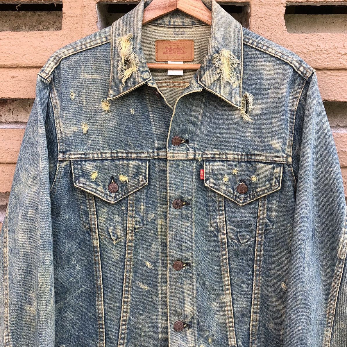 Levi's Vintage Clothing Vintage 80s Levis THRASHED Trucker Jacket Made In USA 🇺🇸 Size US M / EU 48-50 / 2 - 3 Thumbnail
