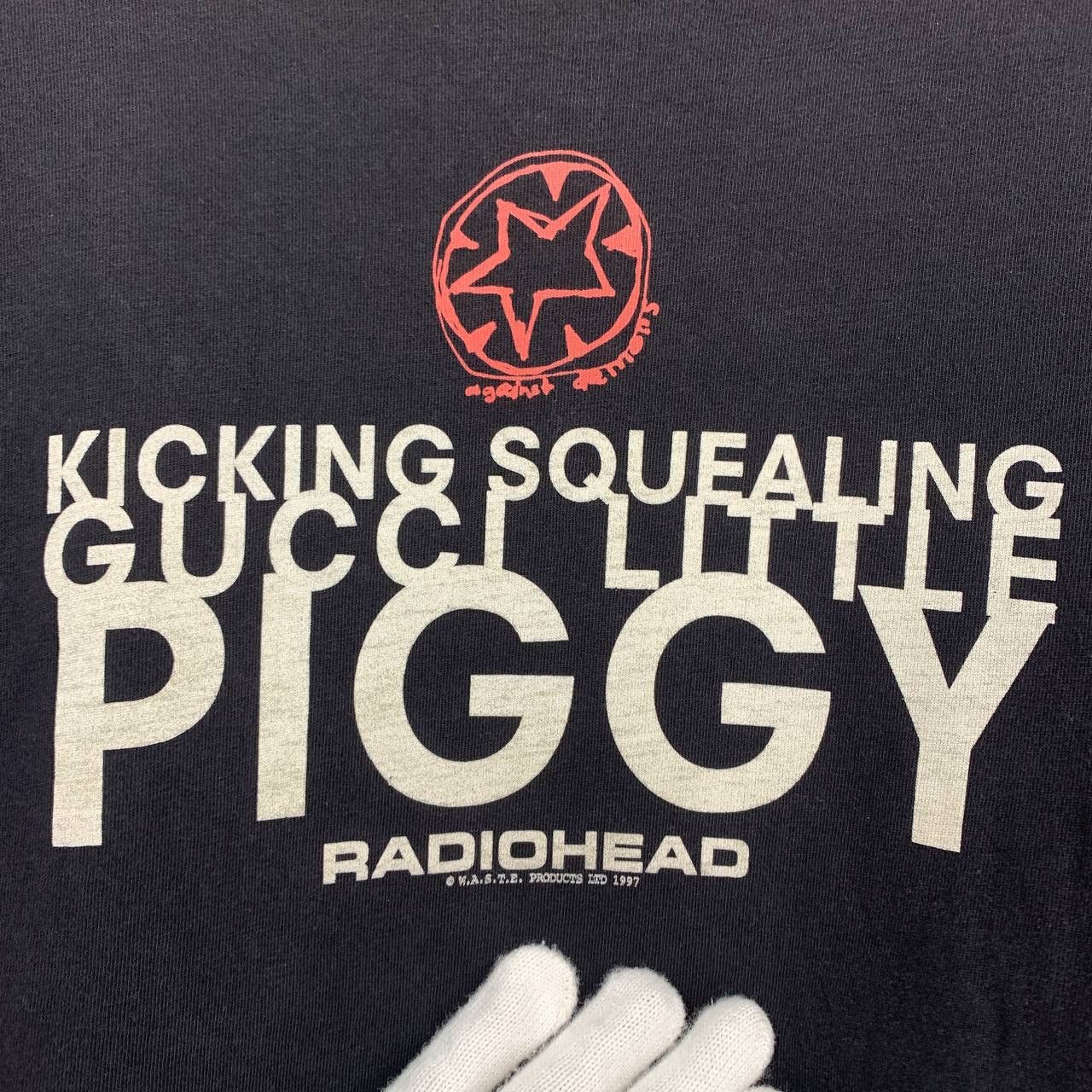 Band Tees 90s Vintage RADIOHEAD GUCCI PIGGY T Shirt #2434/AI Size US S / EU 44-46 / 1 - 2 Thumbnail