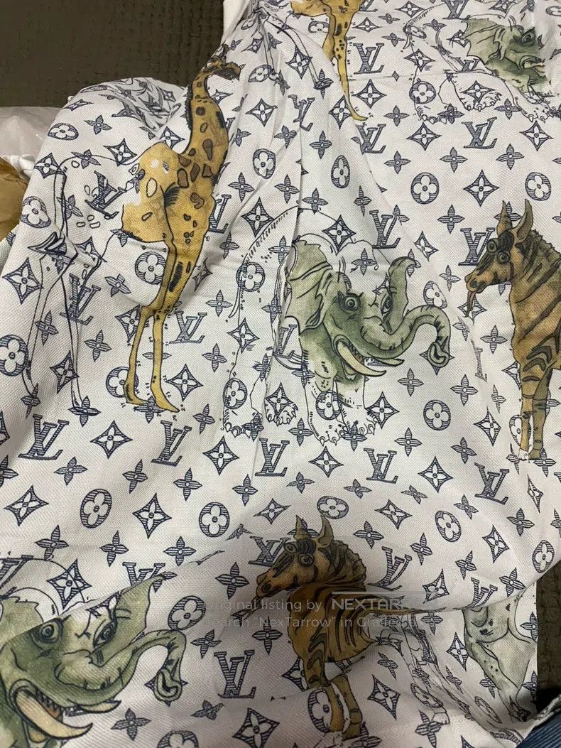 Louis Vuitton Louis Vuitton Zoo short sleeves Size US L / EU 52-54 / 3 - 4 Thumbnail