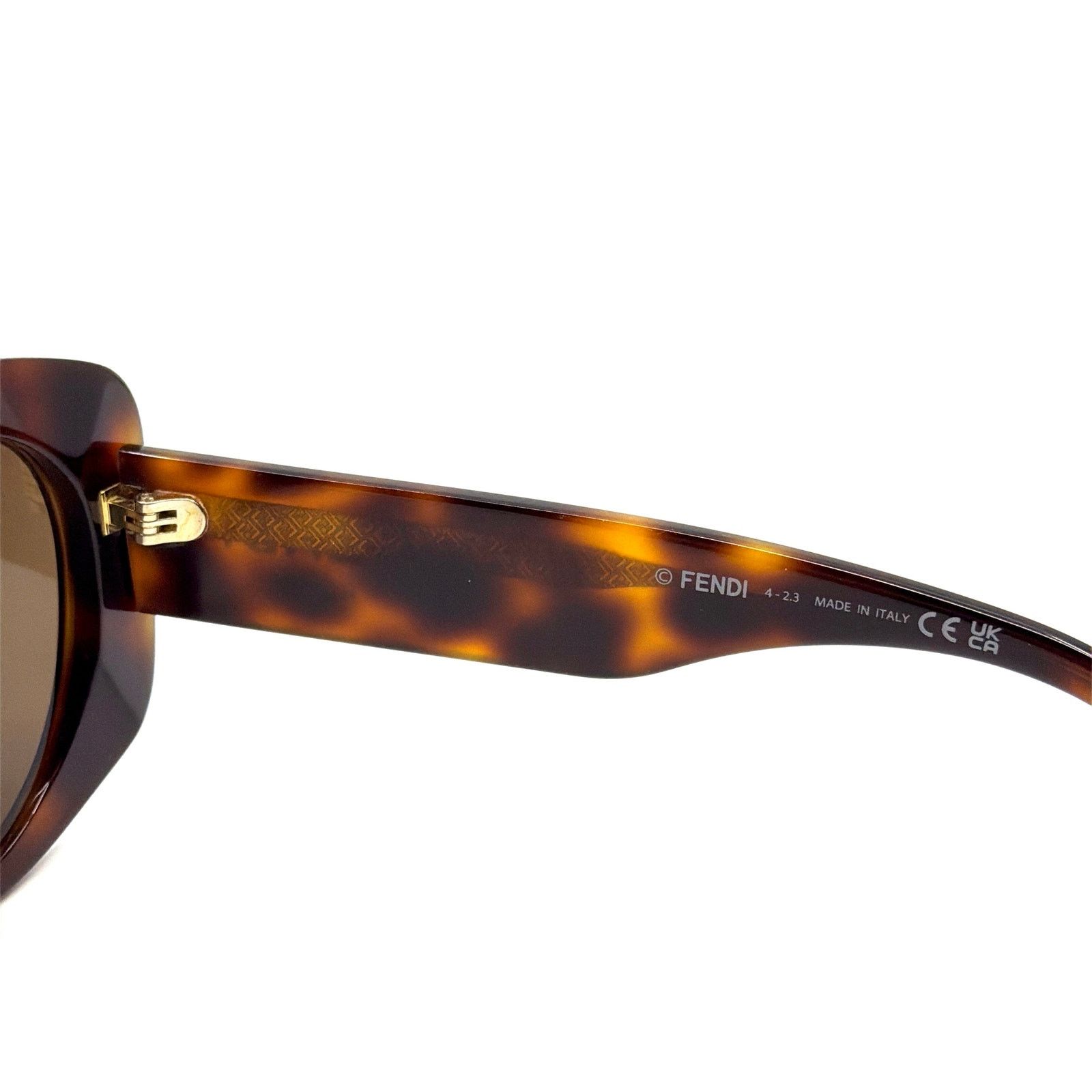 Fendi New!!! FENDI Sunglasses FE40137I 53E Authentic Size ONE SIZE - 9 Thumbnail