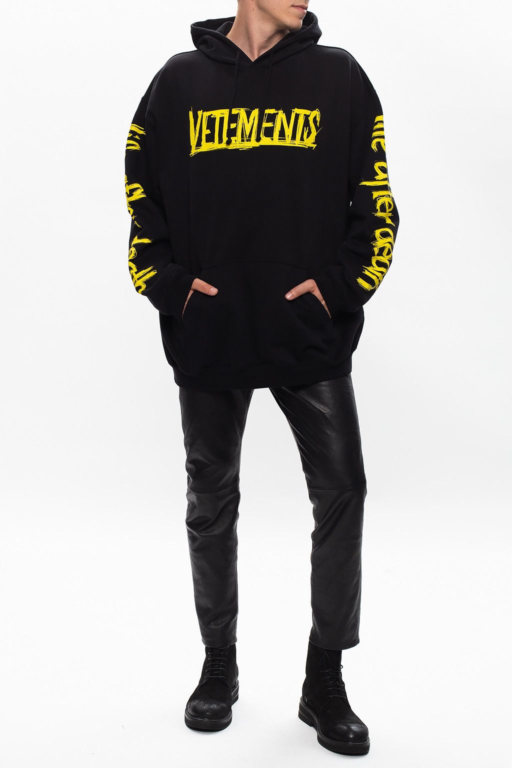 Vetements Black and Yellow World Tour Logo Oversized Hoodie Size US M / EU 48-50 / 2 - 2 Thumbnail