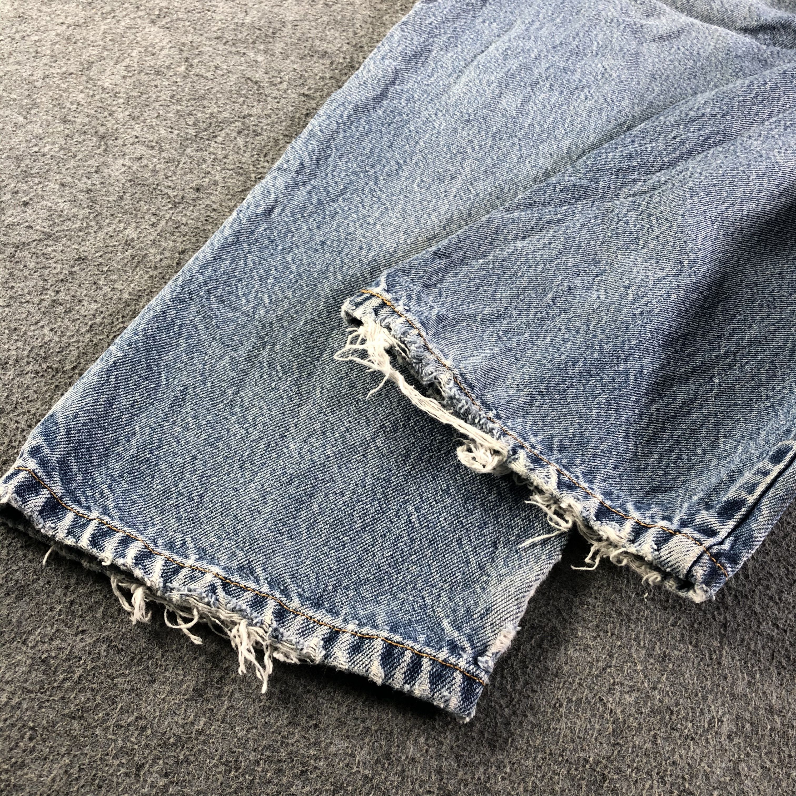 Levi's Vintage Levis 505 Jeans-J4106 Size US 33 - 6 Thumbnail