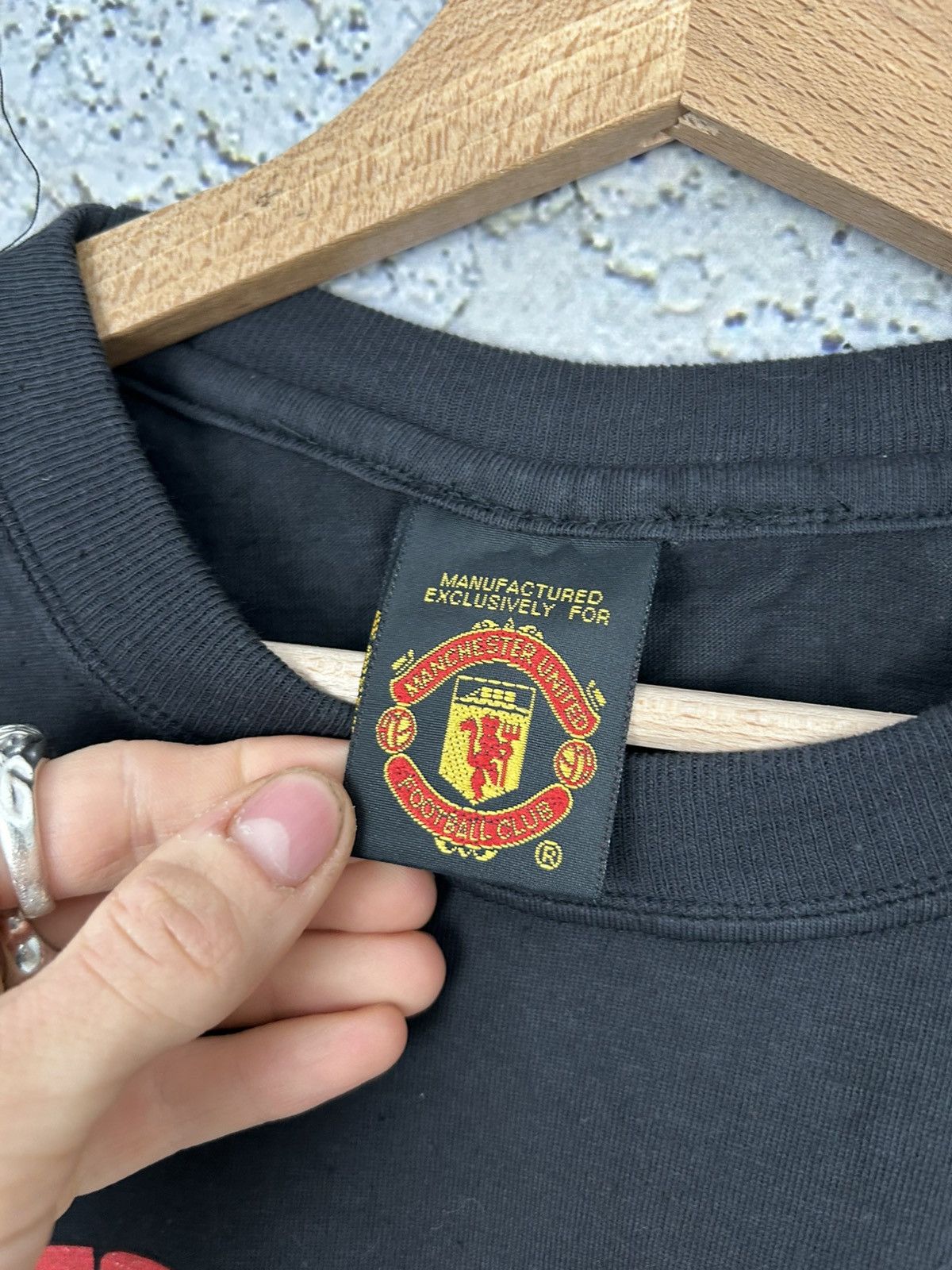 Vintage Vintage Manchester United 90s Double Double Graphic Tee Size US XL / EU 56 / 4 - 4 Thumbnail