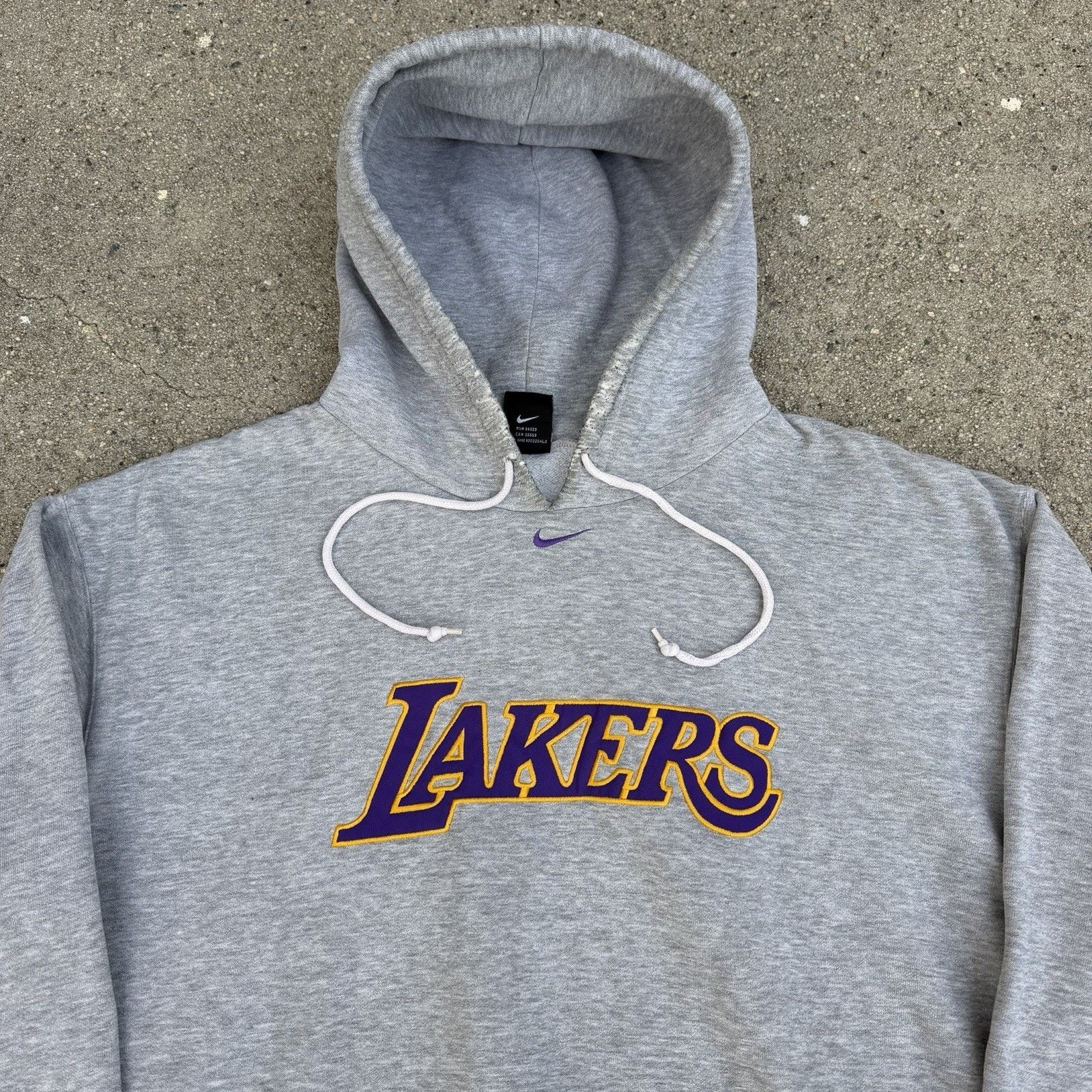NBA × Nike × Vintage Vintage Nike Team Lakers Center Swoosh Check Hoodie Size US XXL / EU 58 / 5 - 1 Thumbnail