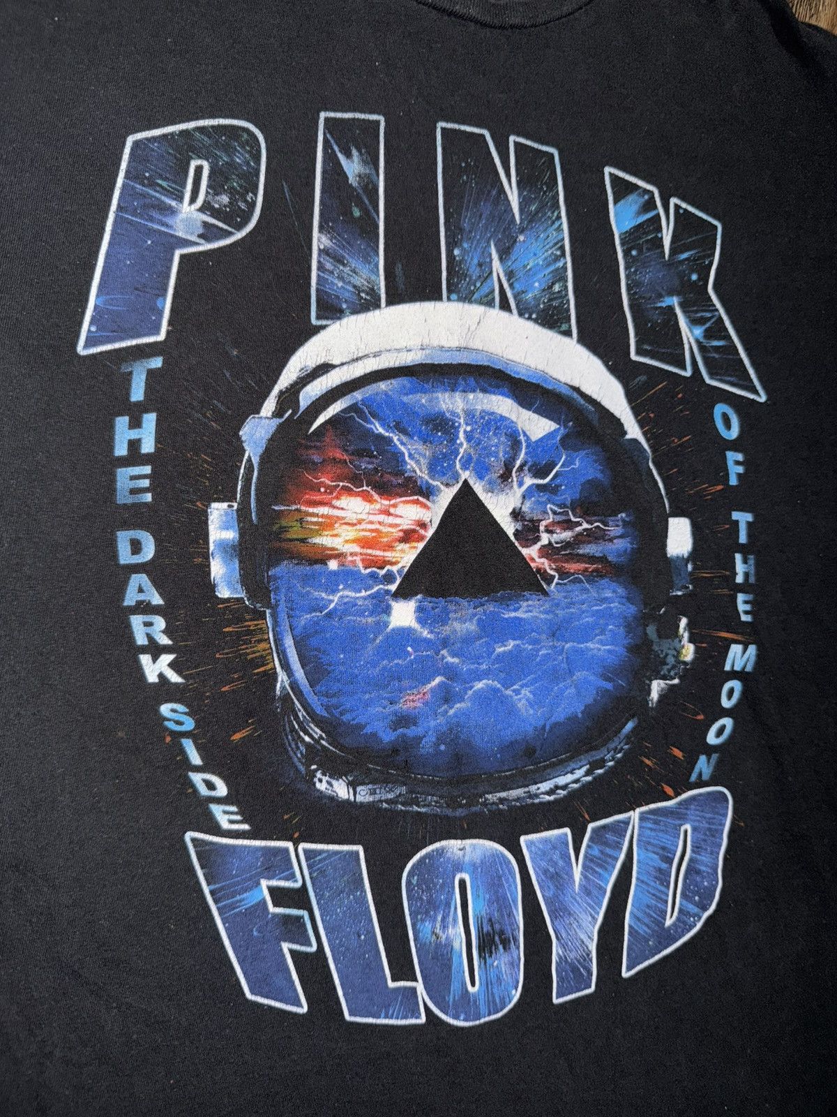 Pink Floyd Vintage Pink Floyd the dark side of the moon band tee shirt Size US L / EU 52-54 / 3 - 4 Thumbnail