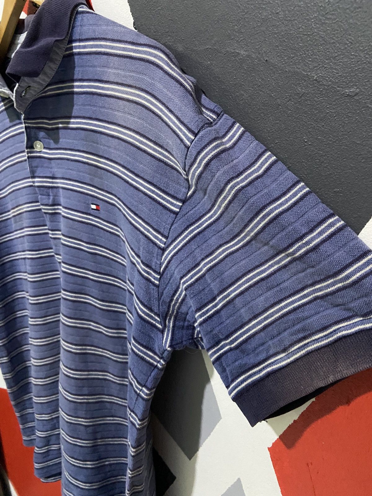 Tommy Hilfiger Vintage Tommy Hilfiger Made In Hong Kong Polo Size US L / EU 52-54 / 3 - 3 Thumbnail