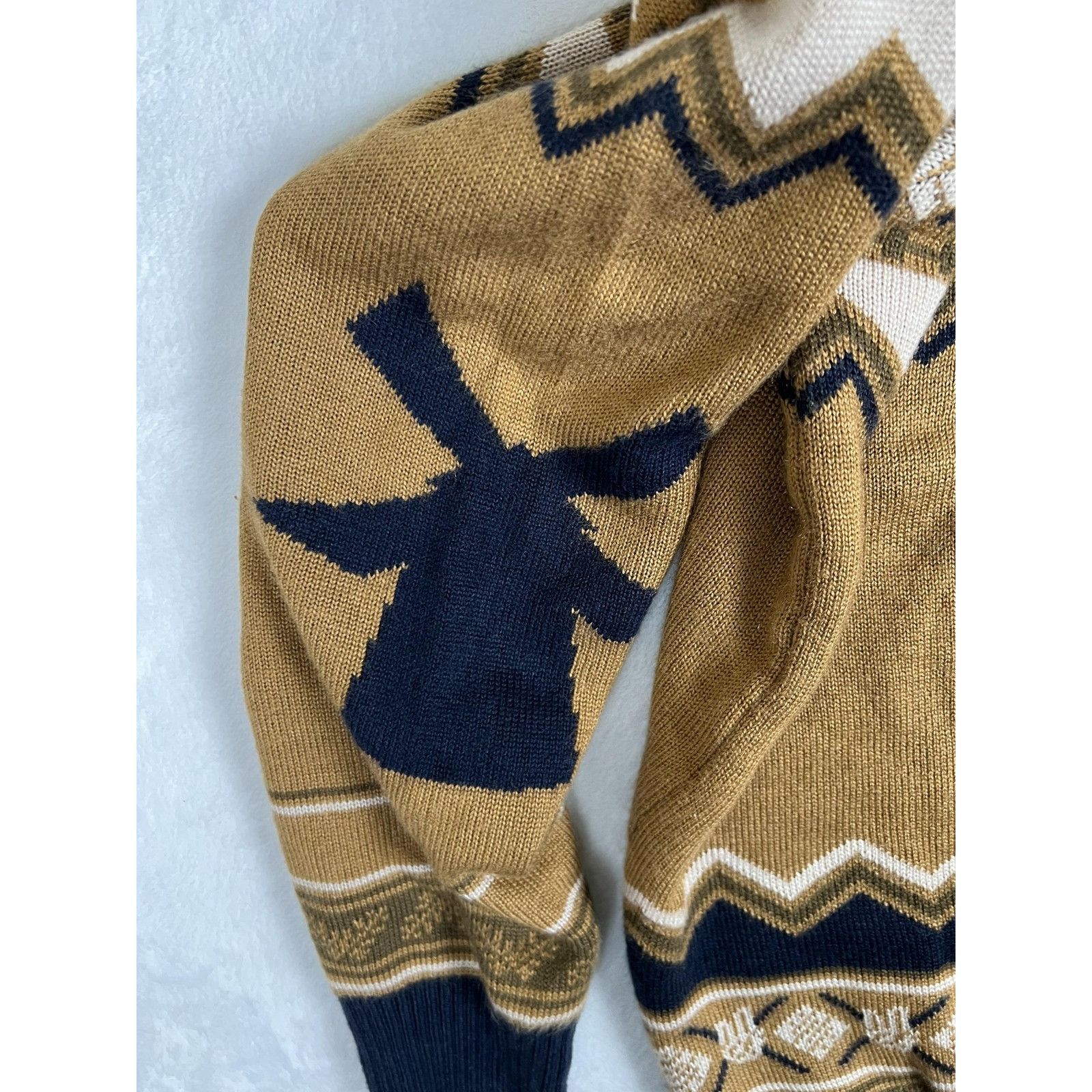 Other Dutch Bros Coffee Sweater Mens Medium Brown Fair Isle Ugly C Size US M / EU 48-50 / 2 - 5 Thumbnail