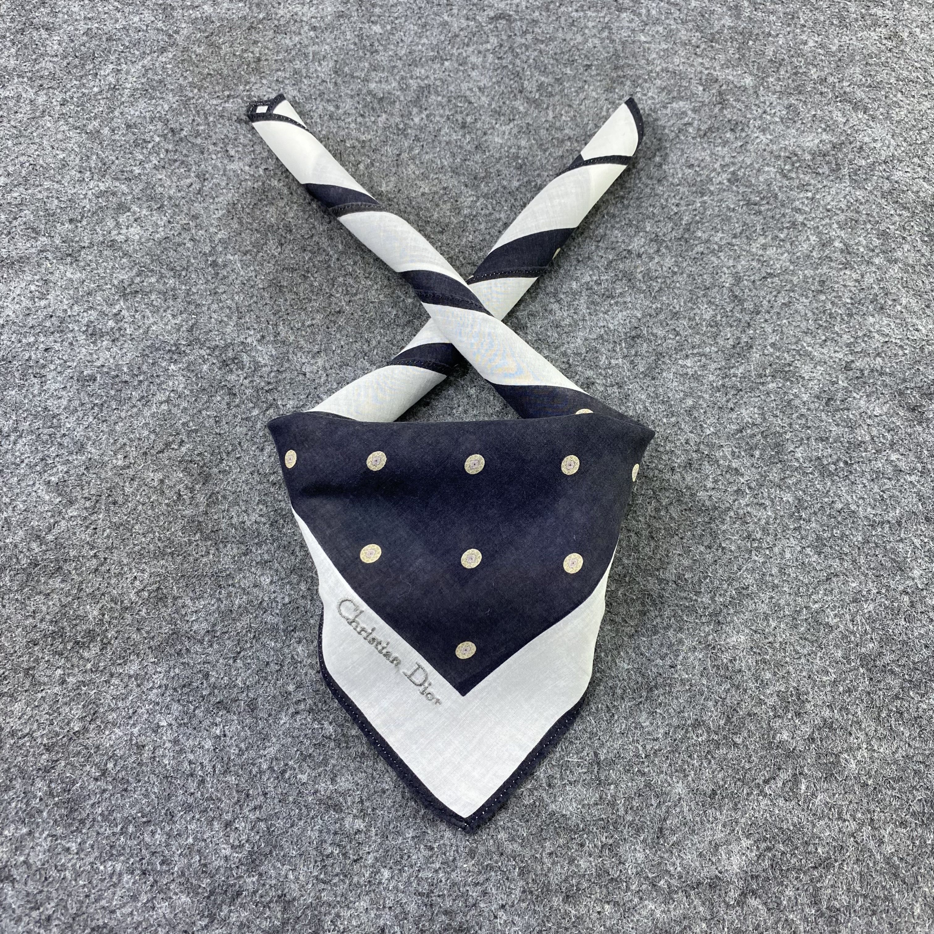 Vintage Christian Dior Handkerchief Neckerchief Bandana-B1844 Size ONE SIZE - 2 Thumbnail