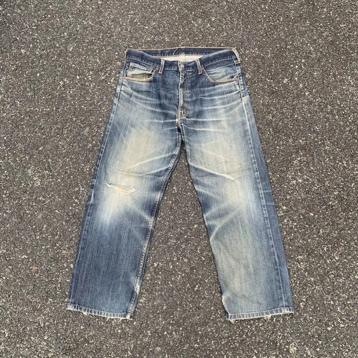 Levi's Levi’s LOT703 Distressed Denim Levis Sun Faded Jeans Pants Size US 34 / EU 50 - 1 Thumbnail