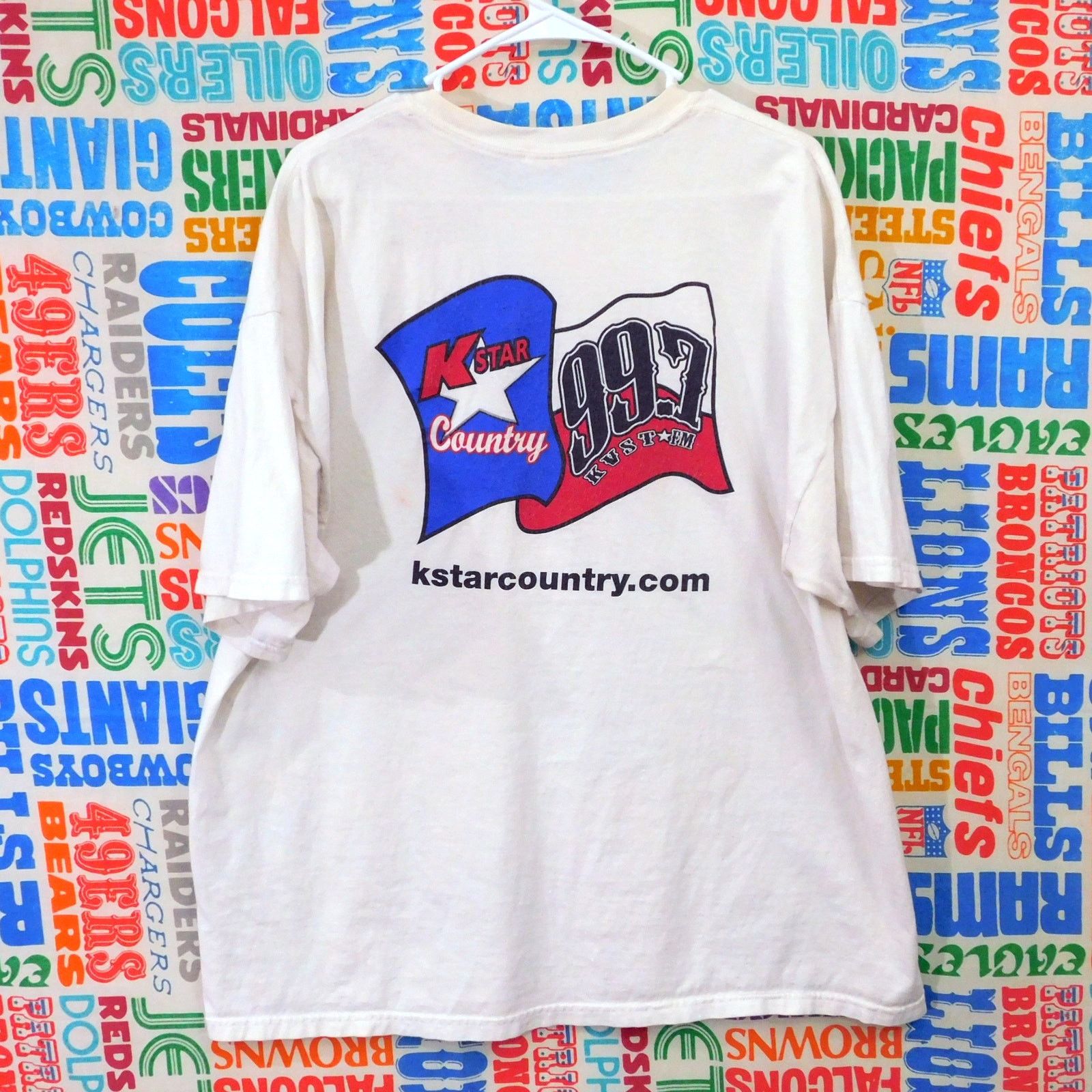 Gildan KStar Country 99.7 T Shirt Size 2XL Montgomery TX KVST Flag Size US XXL / EU 58 / 5 - 2 Thumbnail