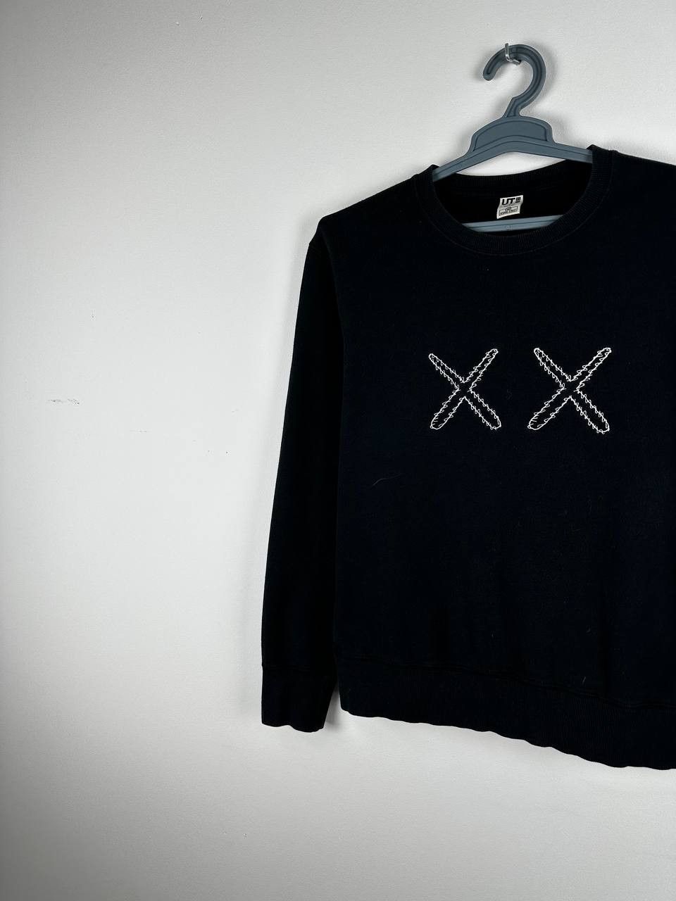 Kaws × Uniqlo KAWS x Uniqlo x Sesame Street Black Sweatshirt Size US S / EU 44-46 / 1 - 3 Thumbnail