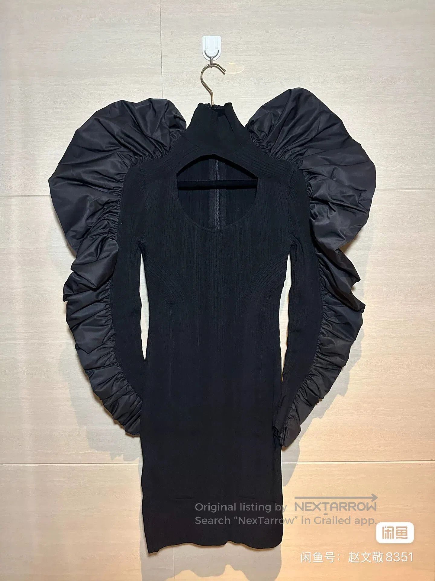 Herve Leger Herve Leger Black Mini Dress. Size S / US 4 / IT 40 - 1 Thumbnail