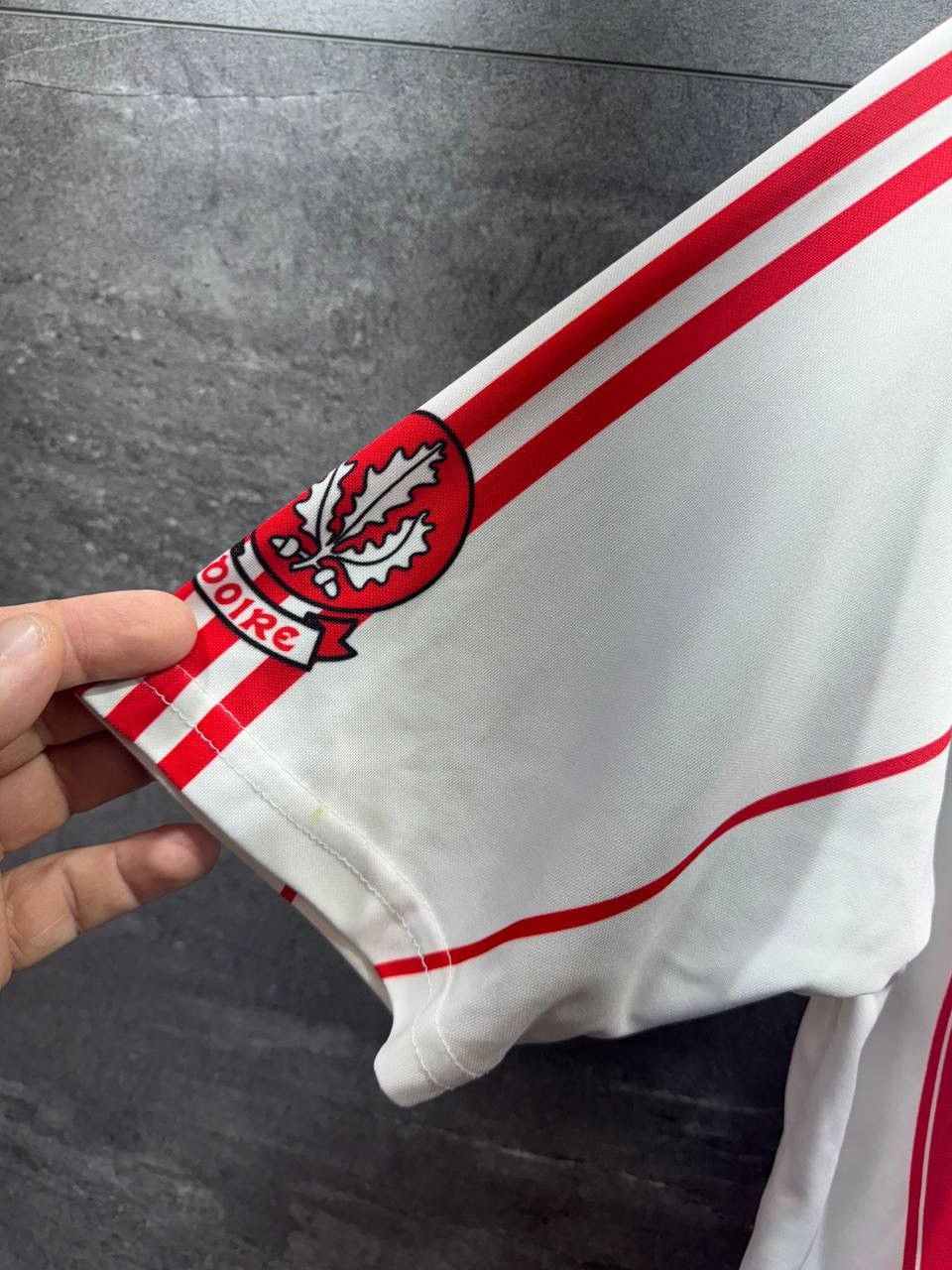 O'Neill GAELIC FOOTBALL GAA DERRY FOOTBALL SHIRT JERSEY O'NEILLS Size US S / EU 44-46 / 1 - 18 Thumbnail