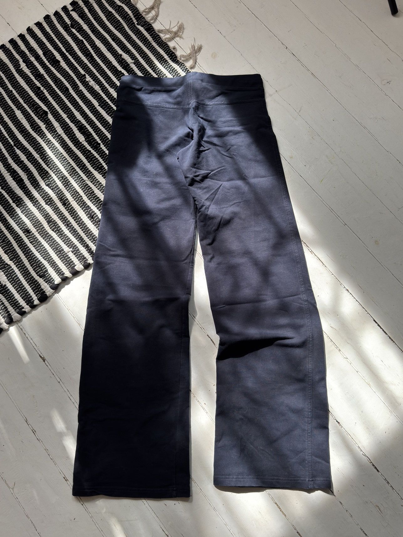 Adidas VINTAGE ADIDAS MINI LOGO 2000s PANTS Size 27" / US 4 / IT 40 - 6 Thumbnail
