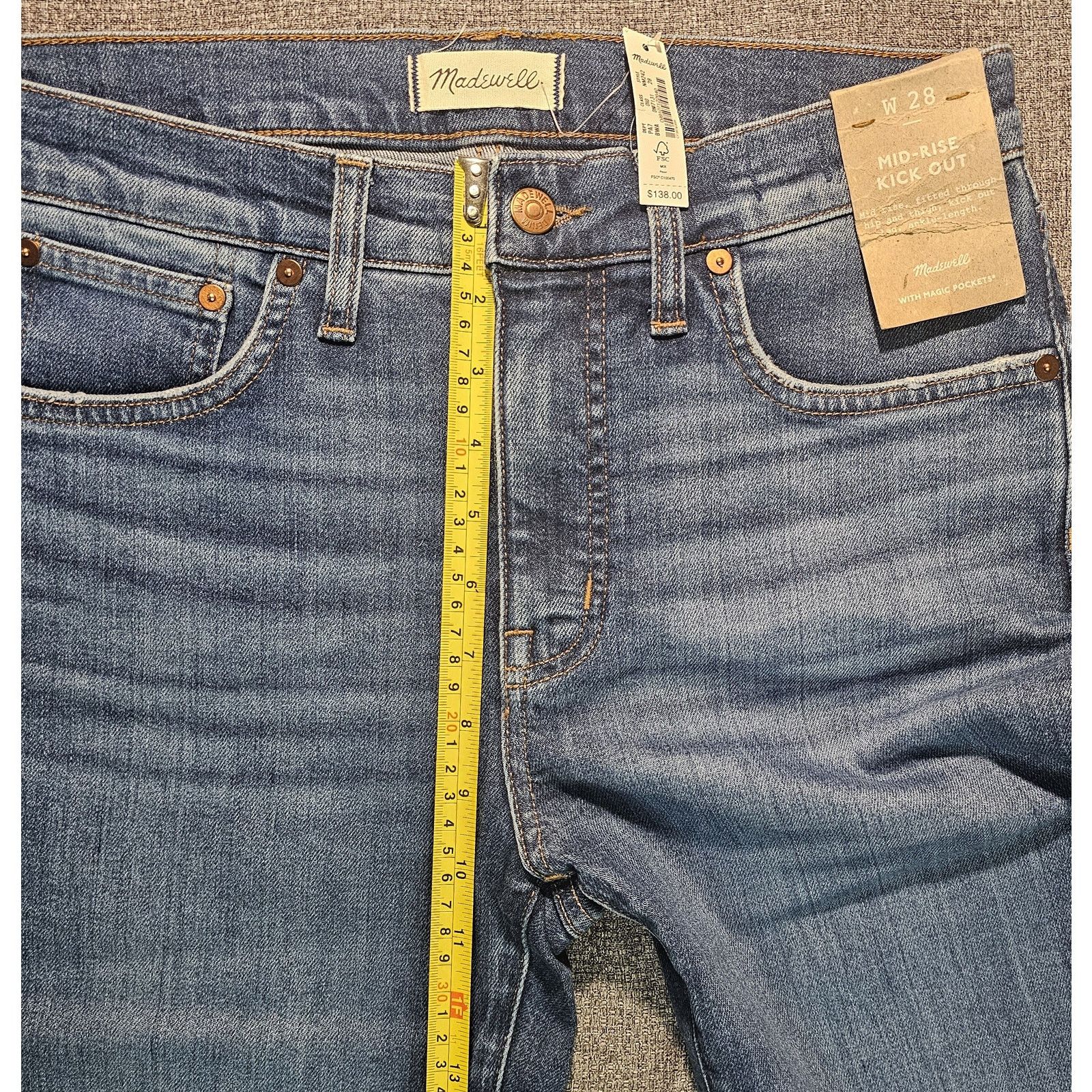 Madewell Women's Madewell Mid-Rise Kick Out Jeans w/ Raw Hem Size 28" / US 6 / IT 42 - 4 Thumbnail