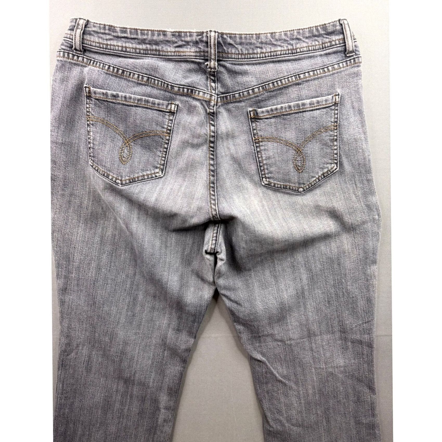 Vintage Chico's Denim Jeans Womens Size 2.5 Medium Gray Wash Straight Leg Zipper Detail Size 29" - 6 Thumbnail