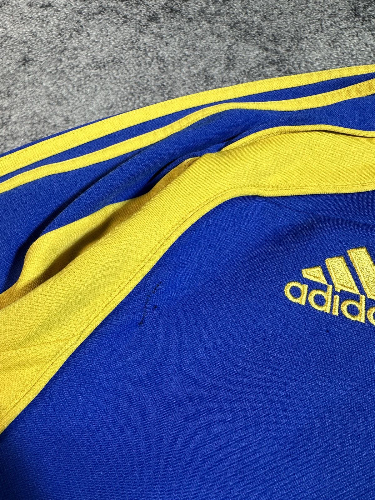 Adidas × Vintage Vintage Ukraine Soccer Sweatshirt Streetwear Rare L USA Y2K Size US L / EU 52-54 / 3 - 5 Thumbnail