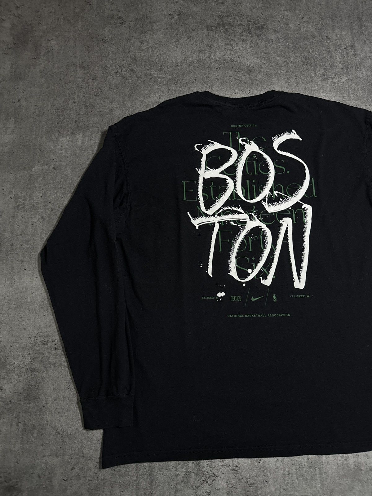 NBA × Nike Nike x NBA Boston Celtics Boxy Longsleeve Swoosh Y2K Rap Size US L / EU 52-54 / 3 - 4 Thumbnail