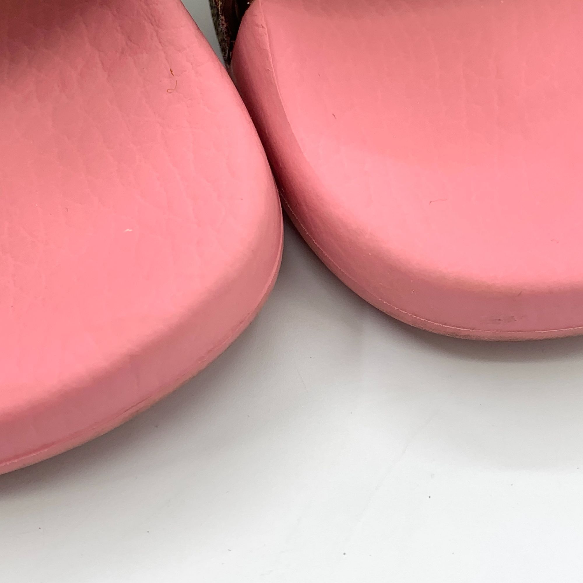 Gucci Gucci Pink Pineapple Printed Slides With "Whats Inside" Stra Size US 8 / EU 41 - 3 Thumbnail