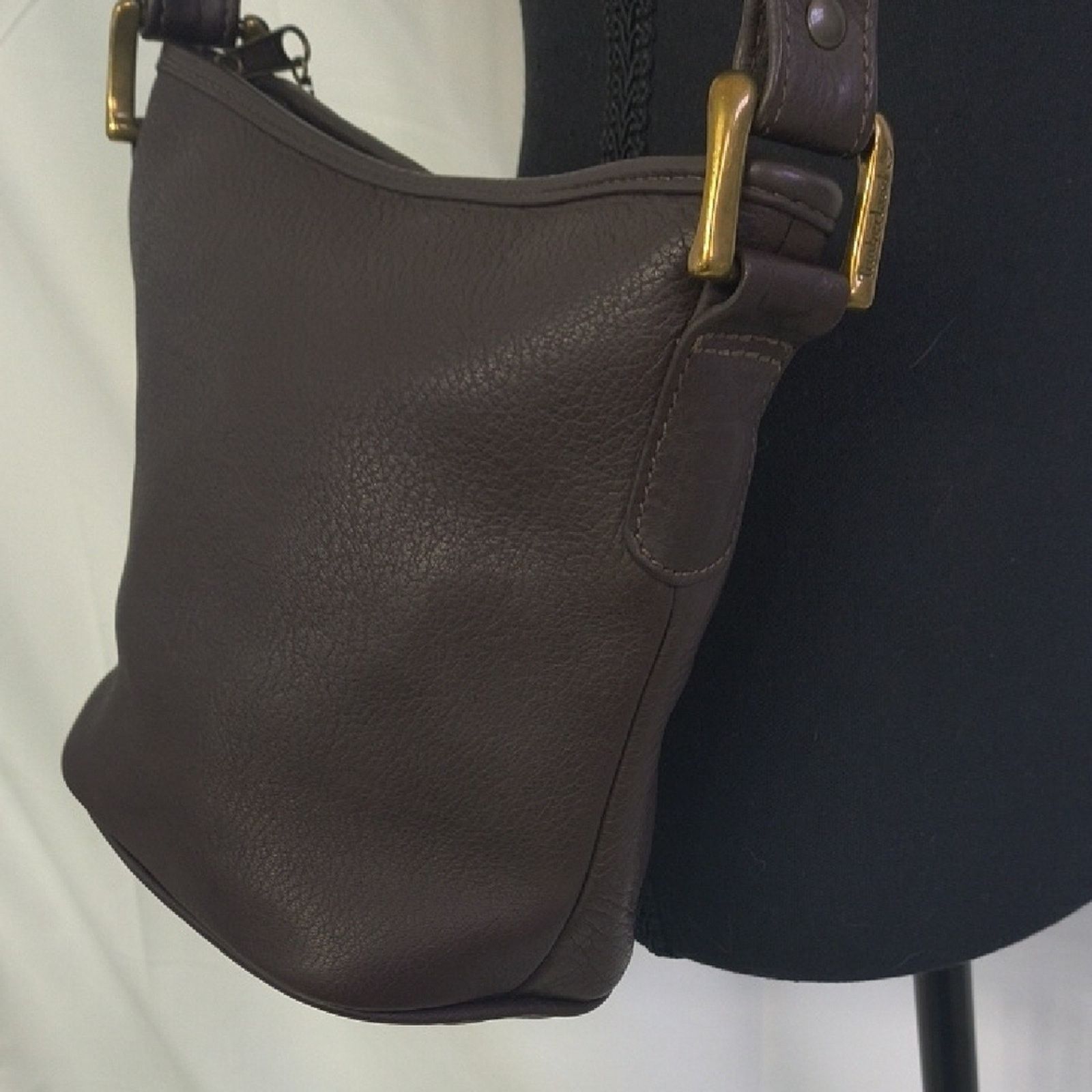 Timberland Vintage Timberland Leather Crossbody Bag Made In The USA Size ONE SIZE - 8 Thumbnail