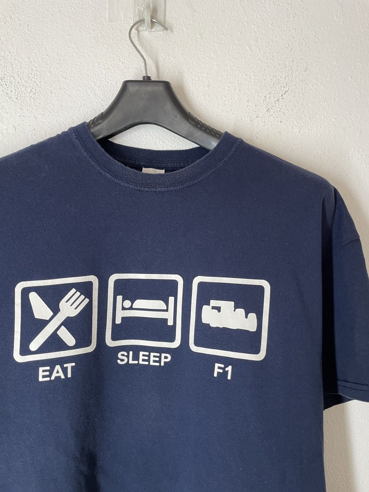 Gildan Vintage Humor y2K Adult Eat Sleep F1 Tee Shirt Size US XL / EU 56 / 4 - 2 Thumbnail
