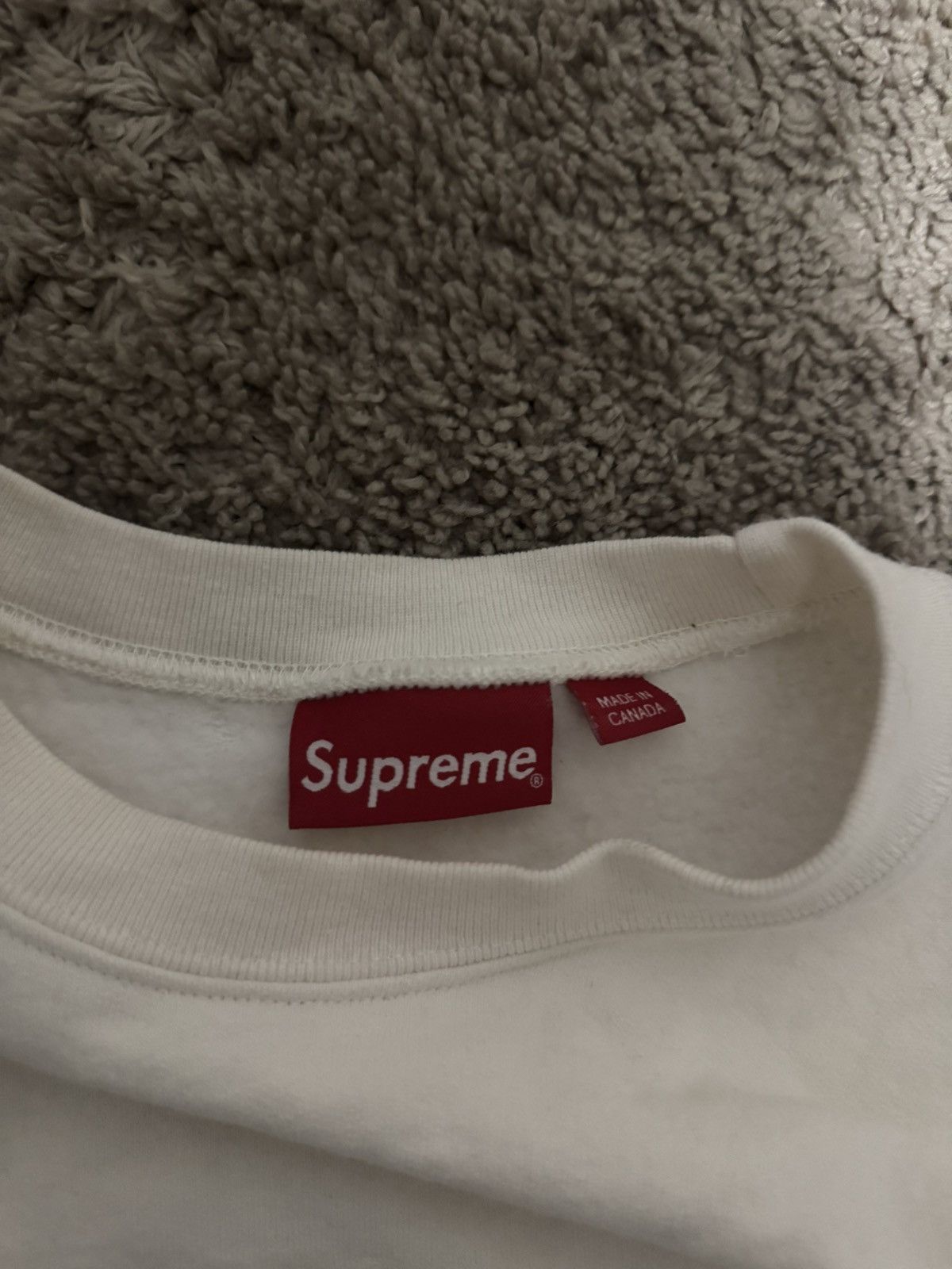 Supreme Supreme small box logo sweater Size US M / EU 48-50 / 2 - 3 Thumbnail