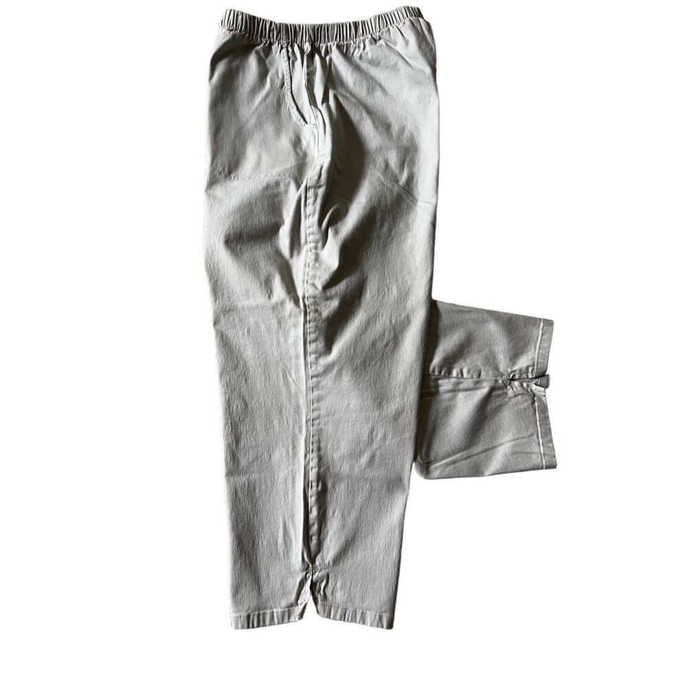Denim & Co. Denim & Company D& Co. khaki Capri pants size 1X Size 38" / US 16 / IT 52 - 1 Thumbnail