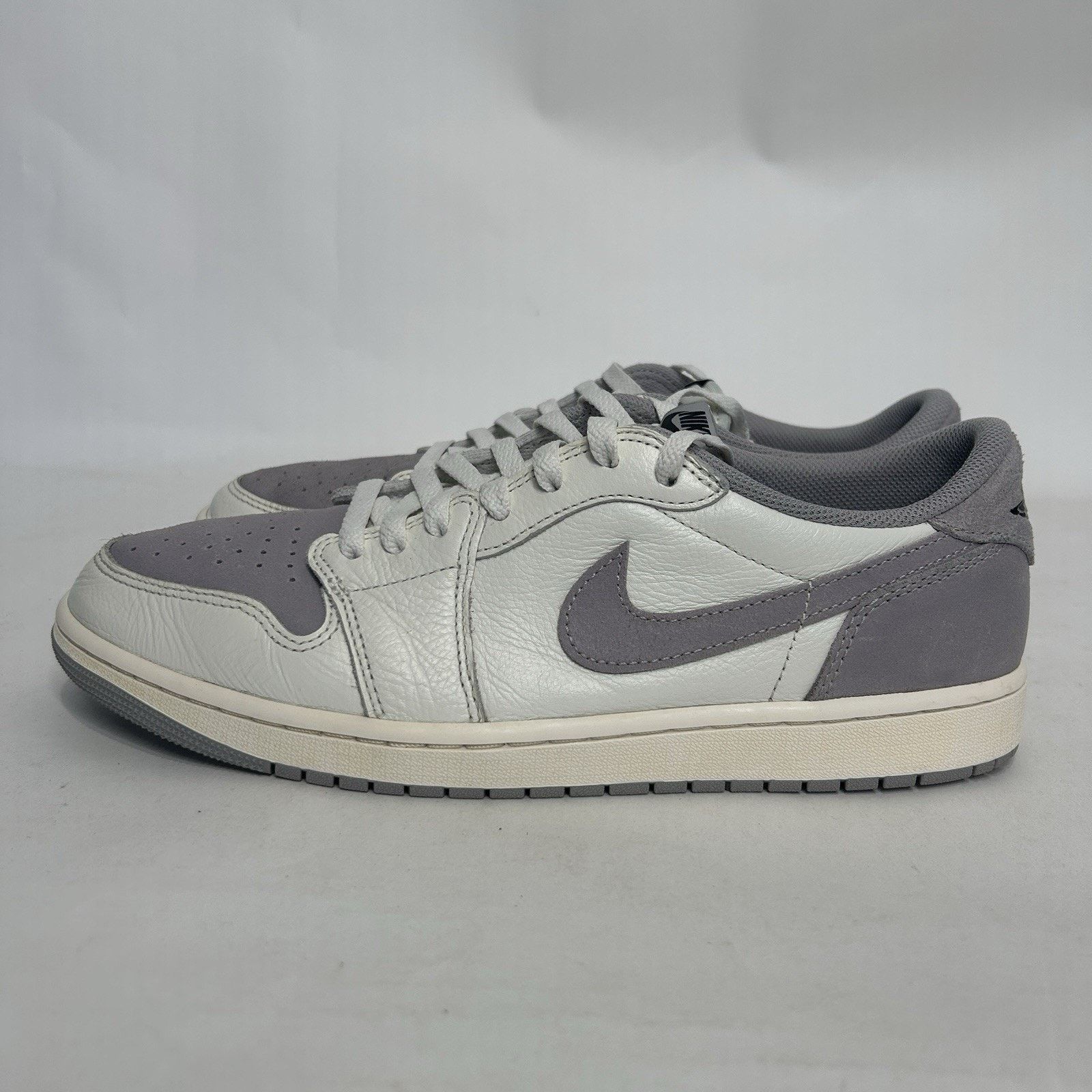 Jordan Brand Nike Air Jordan 1 Retro OG Low “Atmosphere Grey” CZ0790-101 Size US 11.5 / EU 44-45 - 6 Thumbnail