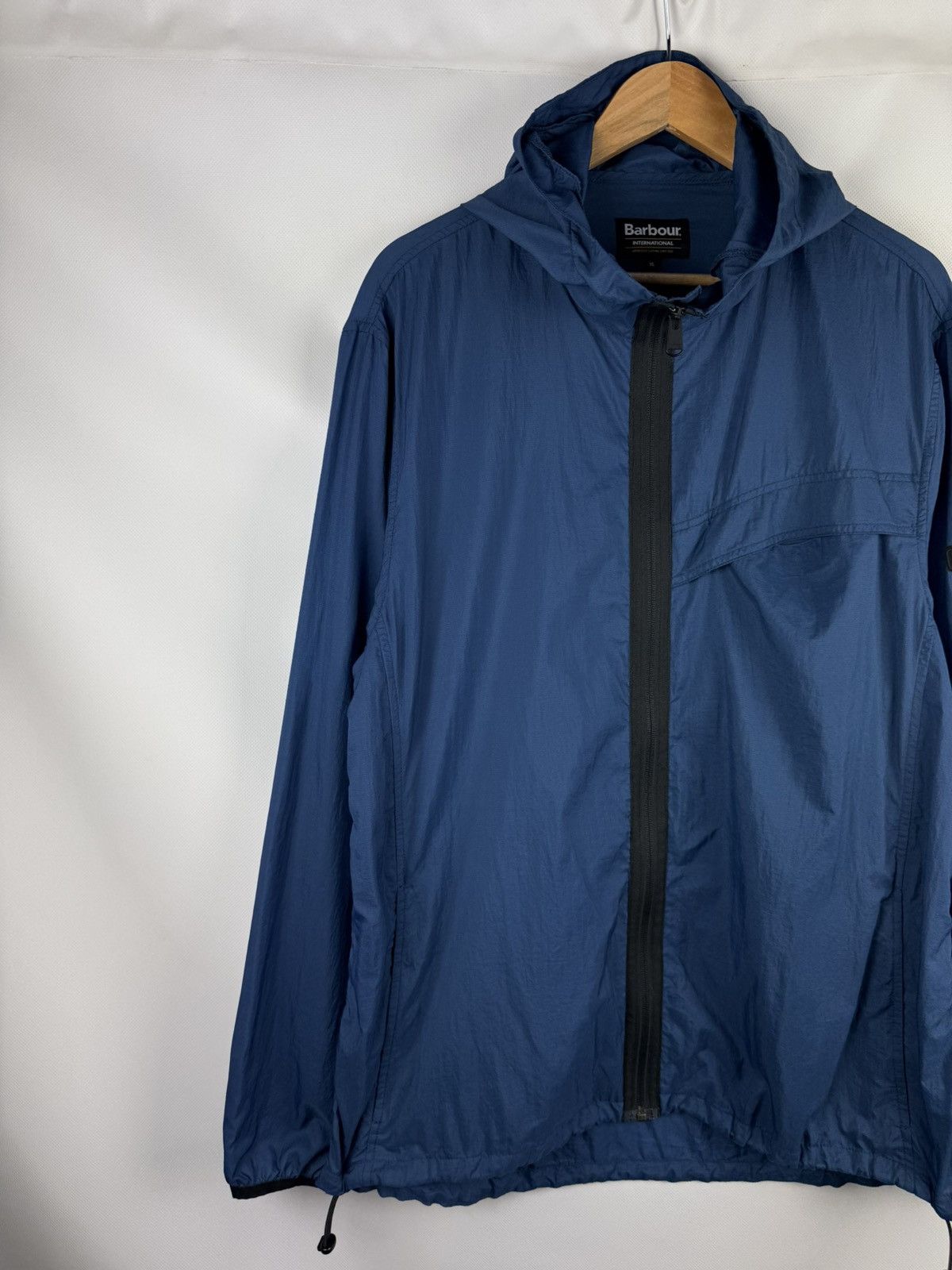 Barbour Barbour International Full Zip Hooded Windbreaker Jacket Size US XL / EU 56 / 4 - 3 Thumbnail